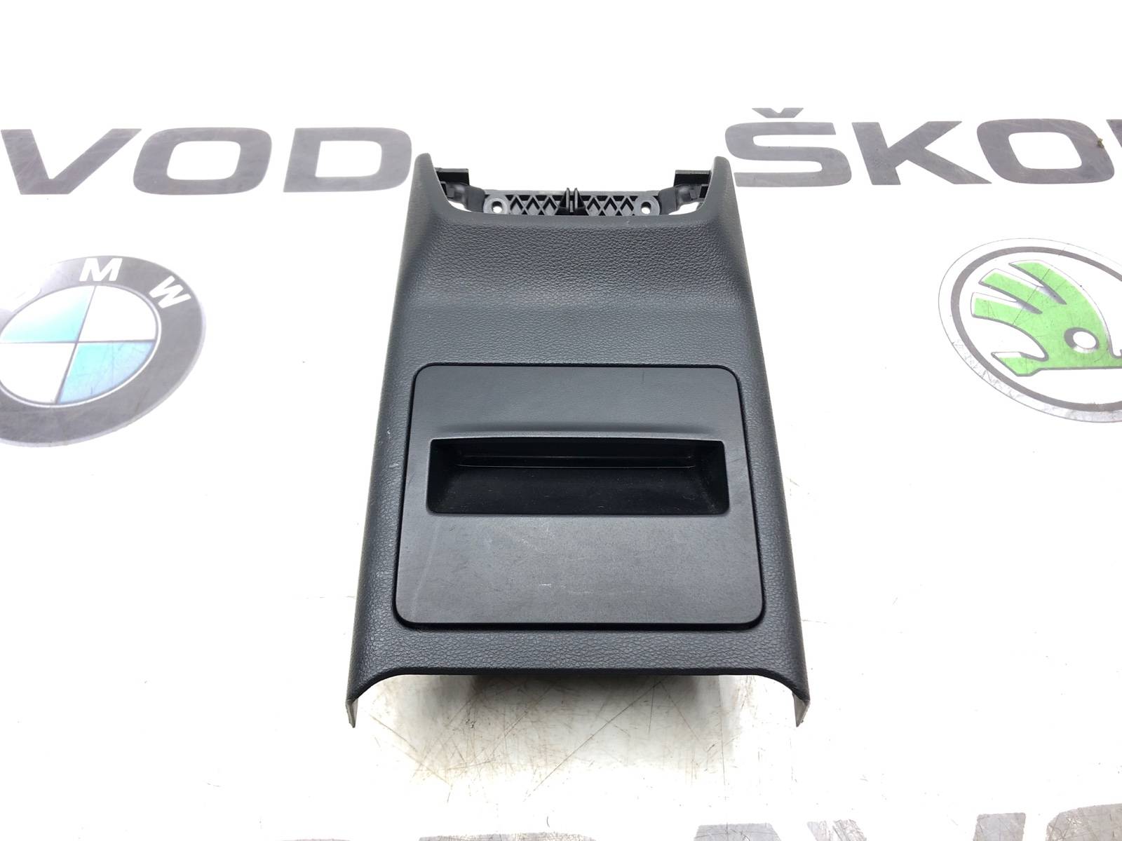 Пепельница, 2000 рублей, Москва