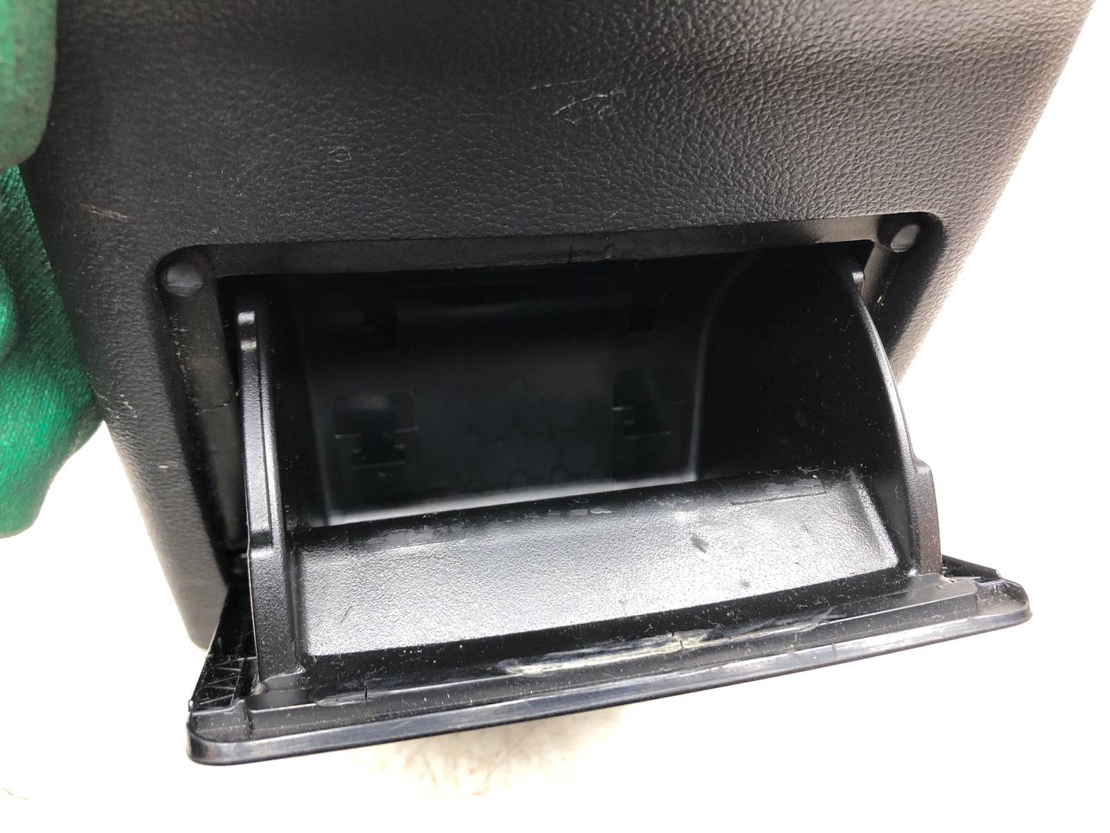 Пепельница, 2000 рублей, Москва