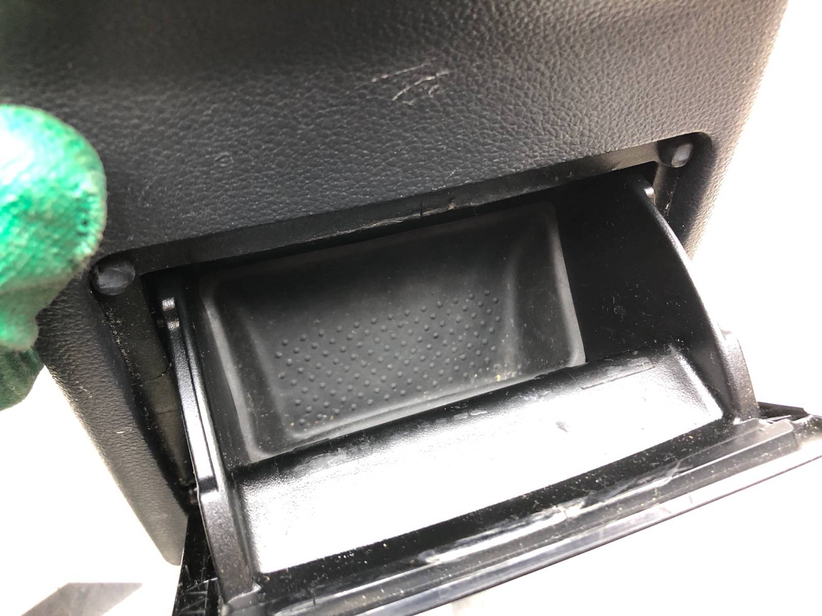 Пепельница, 2000 рублей, Москва