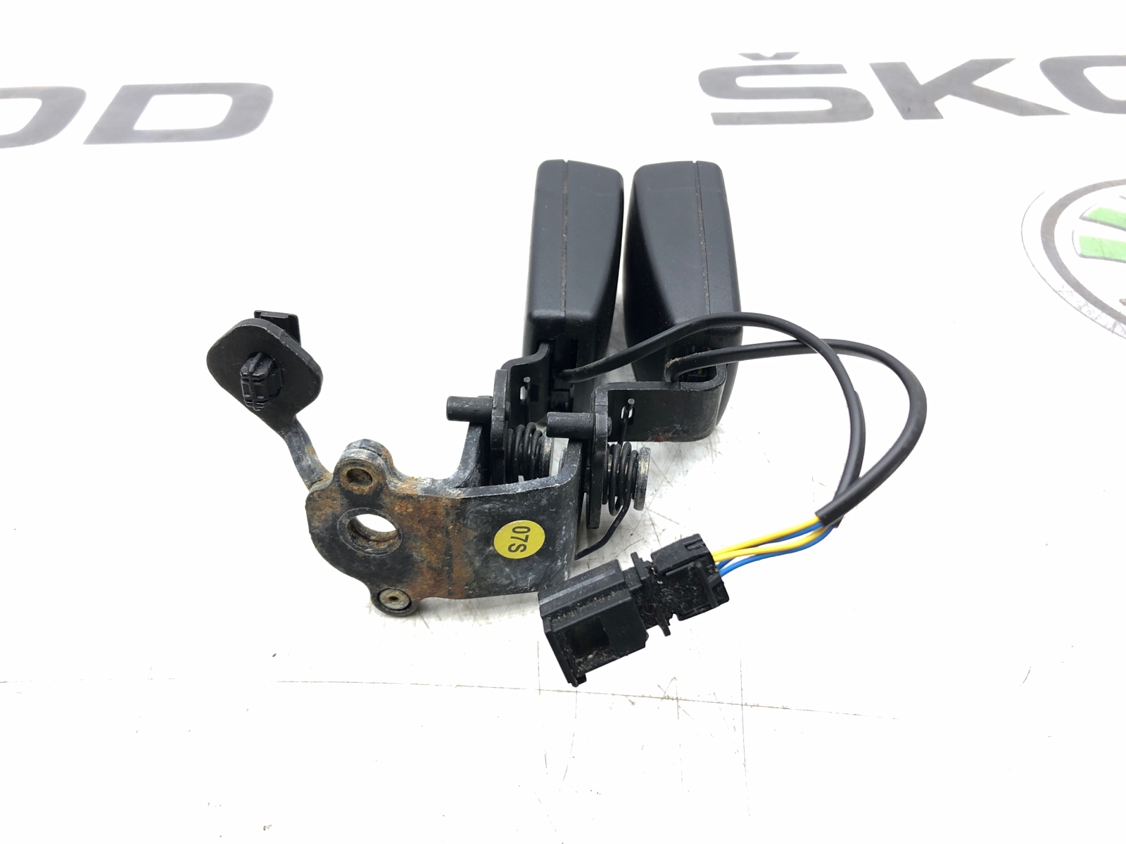 Замок ремня безопасности, 400 рублей, Москва