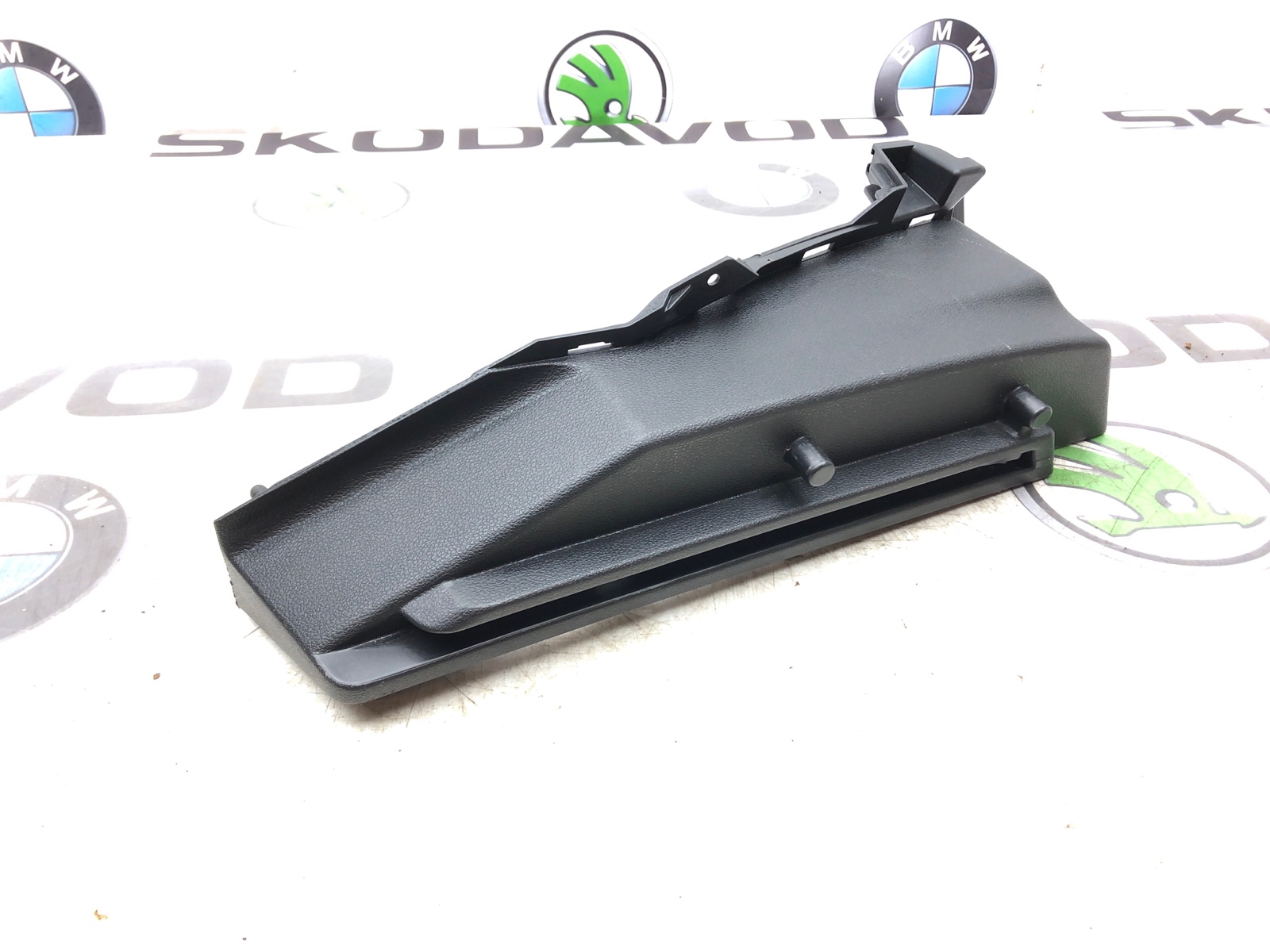 Направляющая полки багажника, 500 рублей, Москва