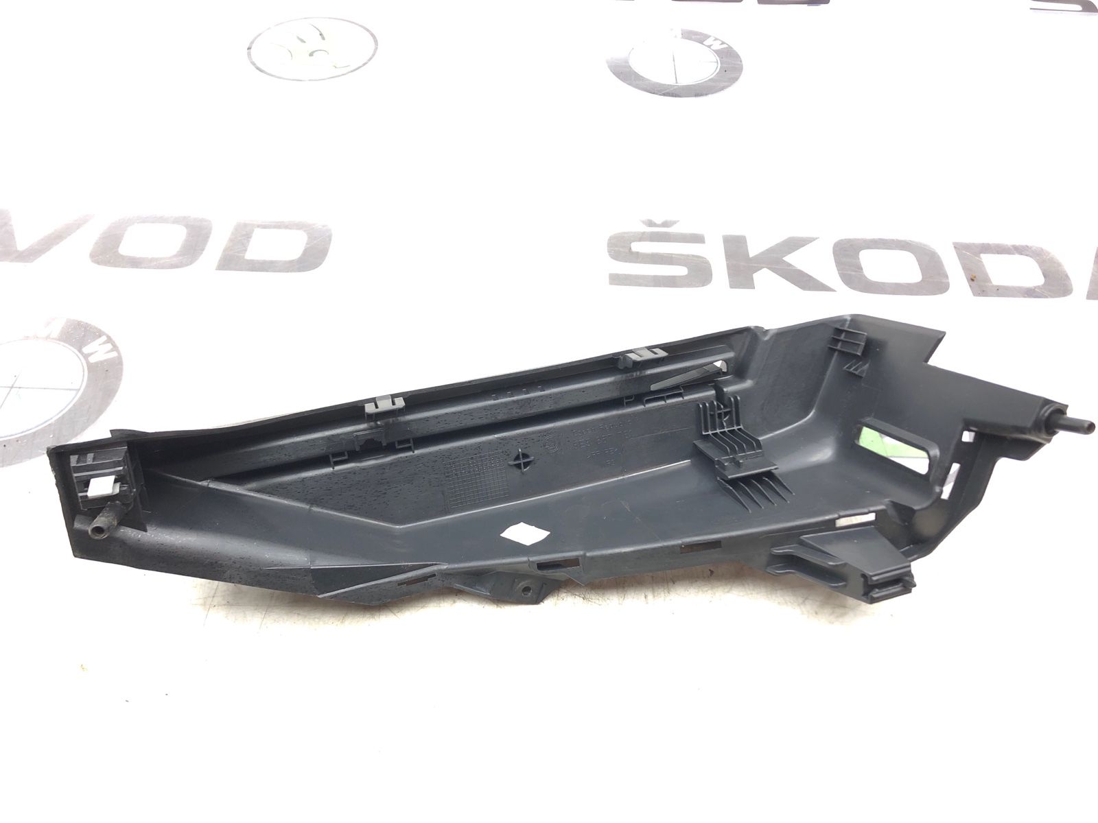 Направляющая полки багажника, 500 рублей, Москва