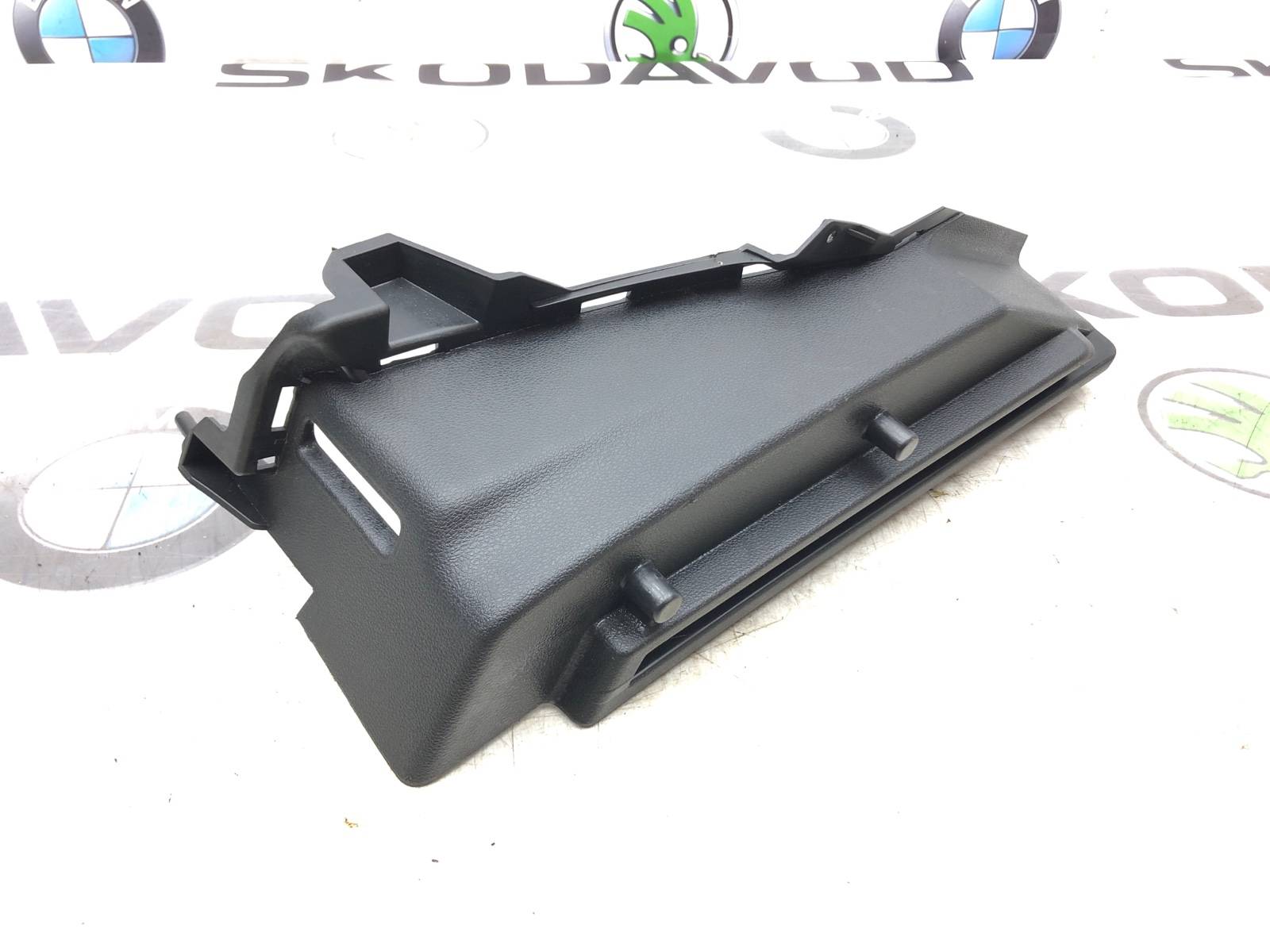 Направляющая полки багажника, 500 рублей, Москва