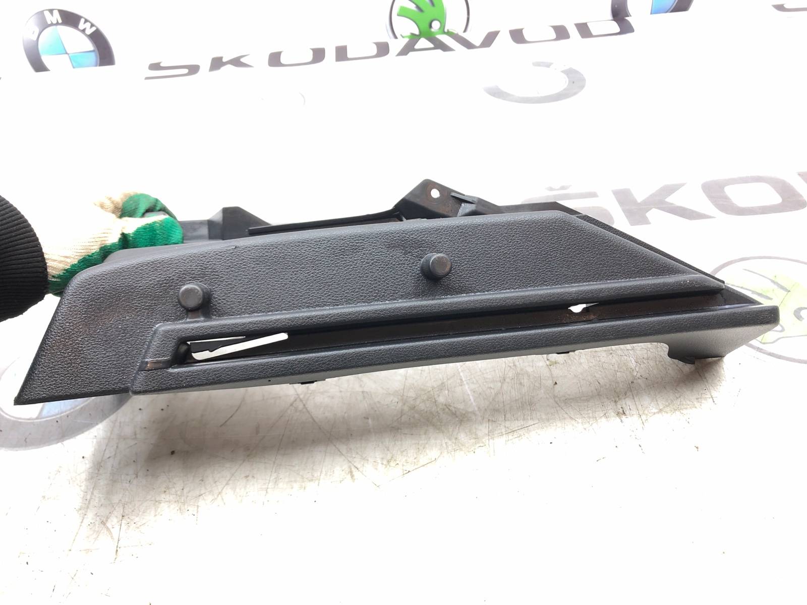 Направляющая полки багажника, 500 рублей, Москва