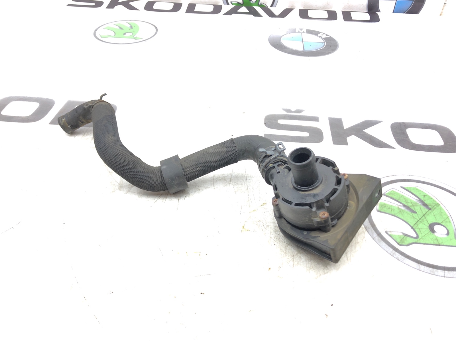 Дополнительная помпа, 2000 рублей, Москва