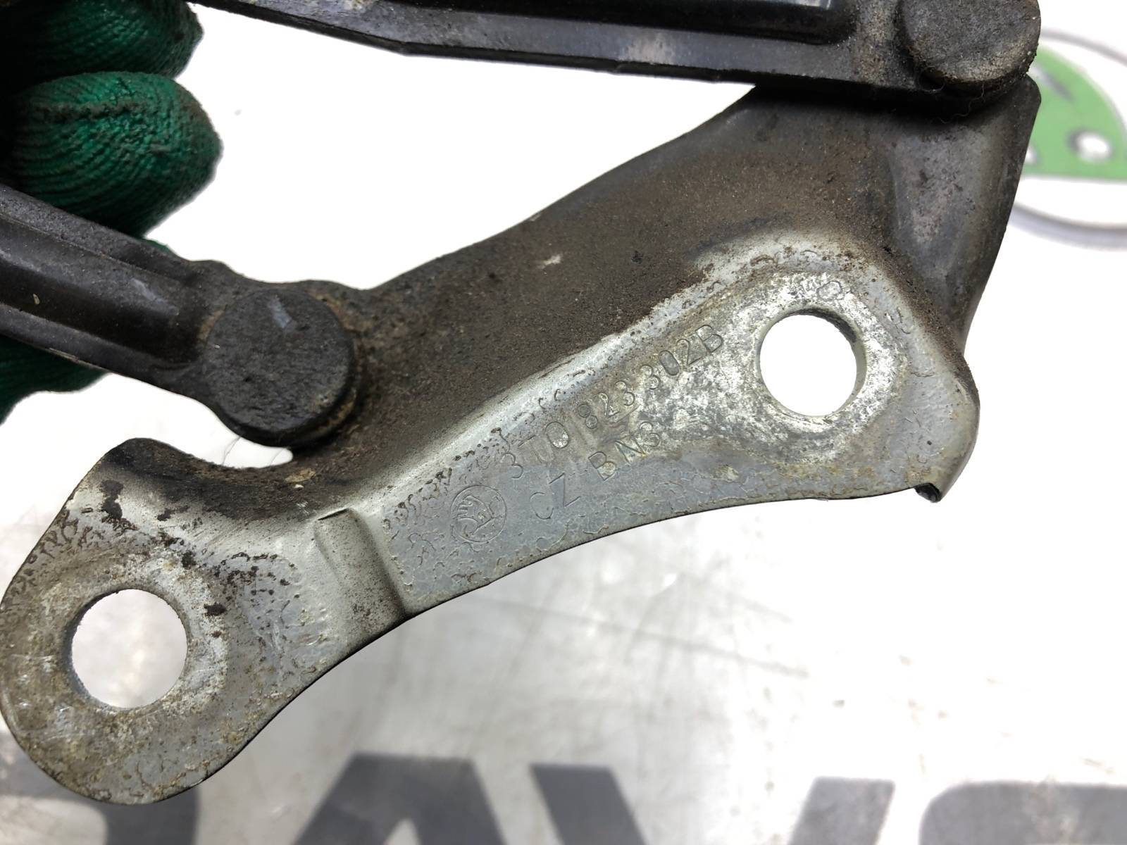 петля капота, 2000 рублей, Москва