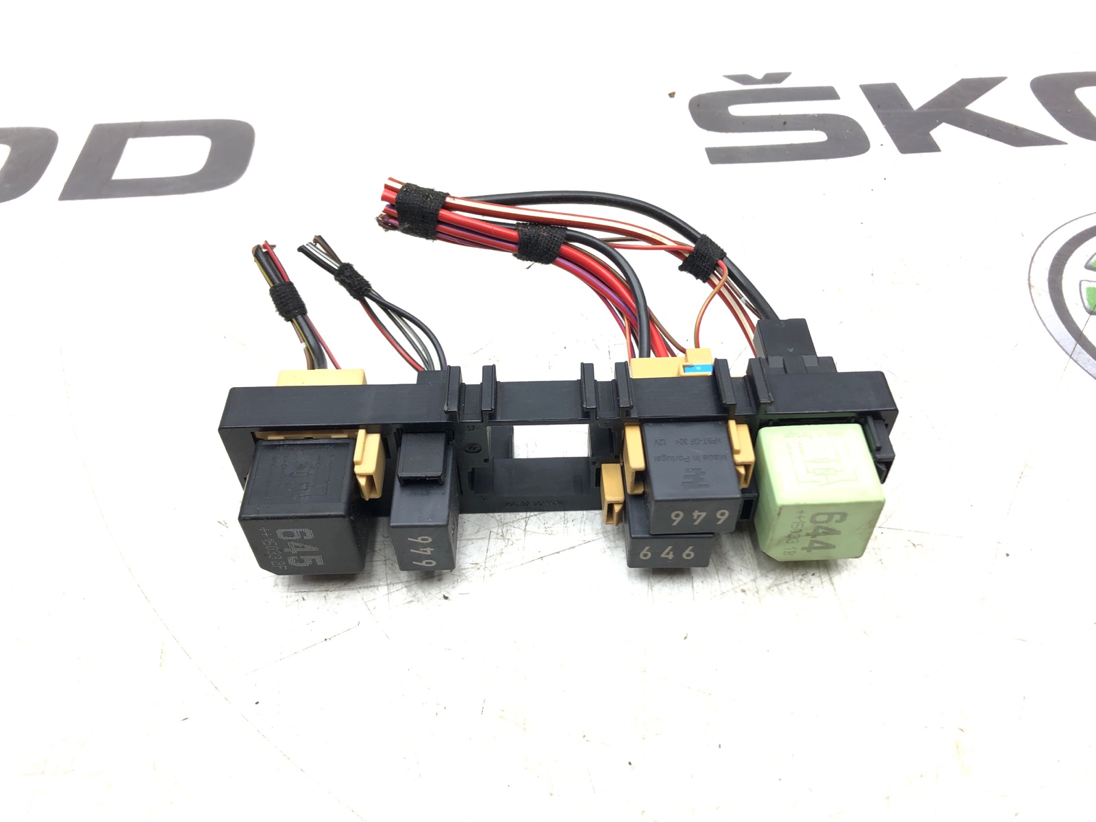 Блок реле, 1000 рублей, Москва