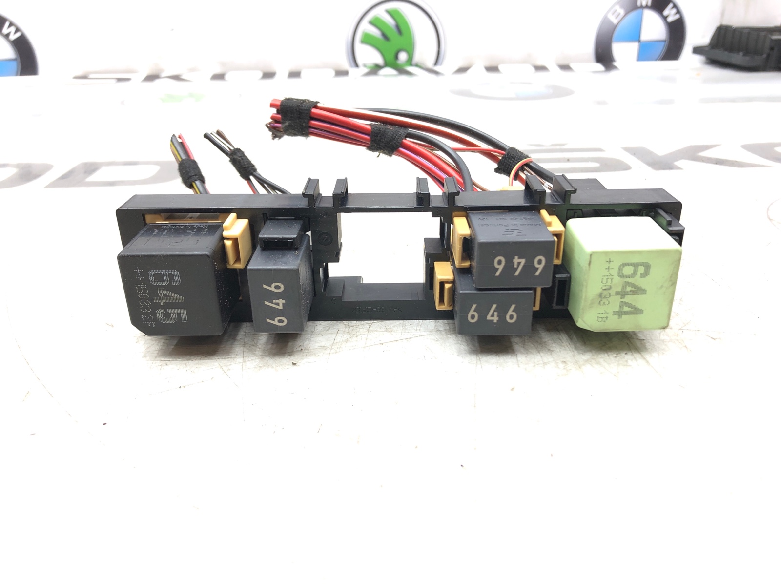 Блок реле, 1000 рублей, Москва