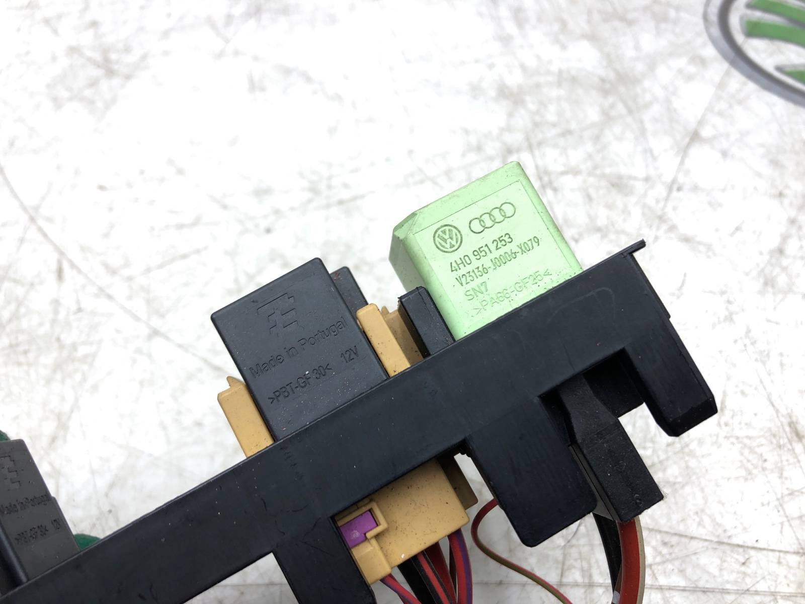 Блок реле, 1000 рублей, Москва