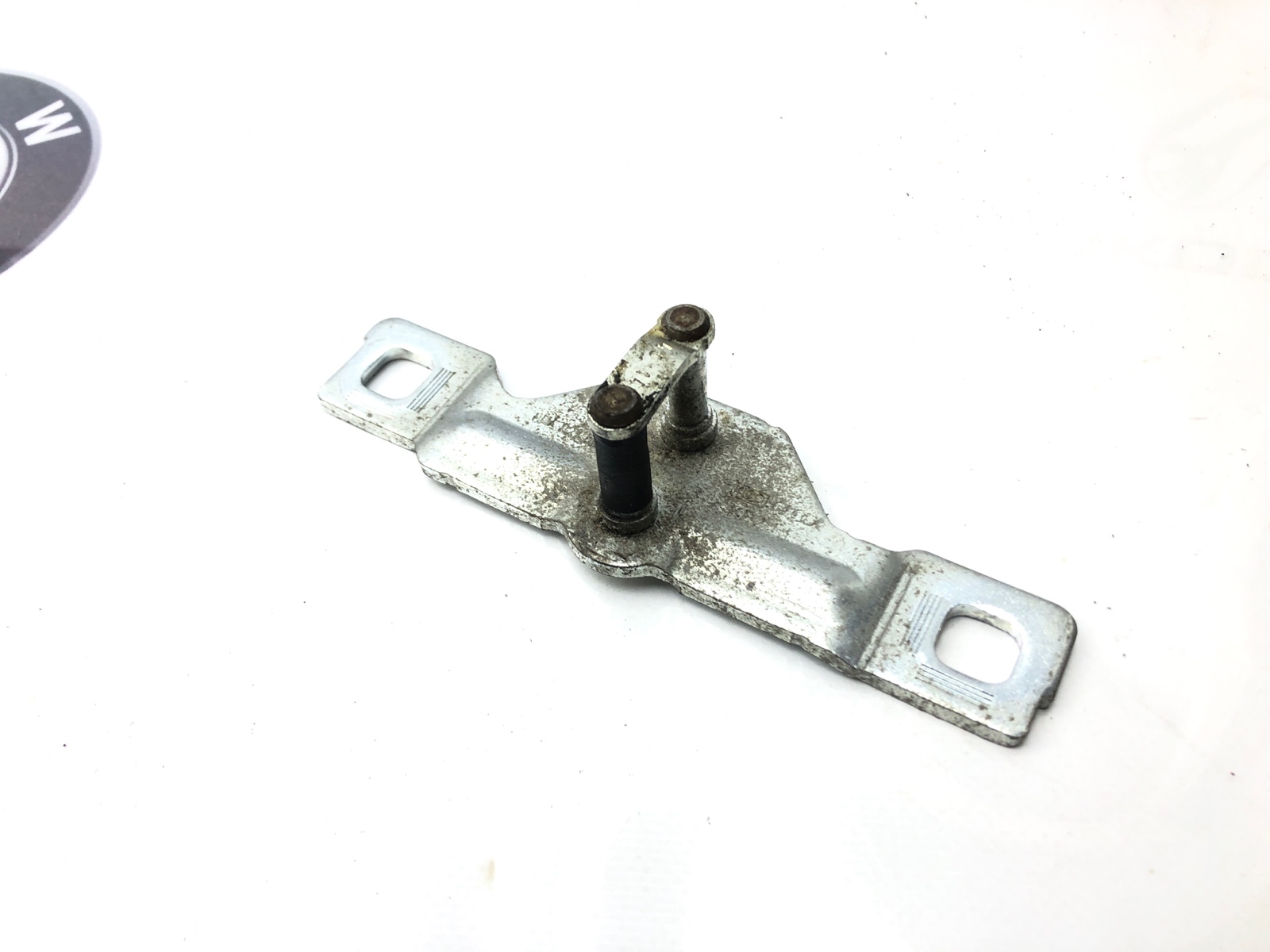 Ответная часть замка багажника, 500 рублей, Москва