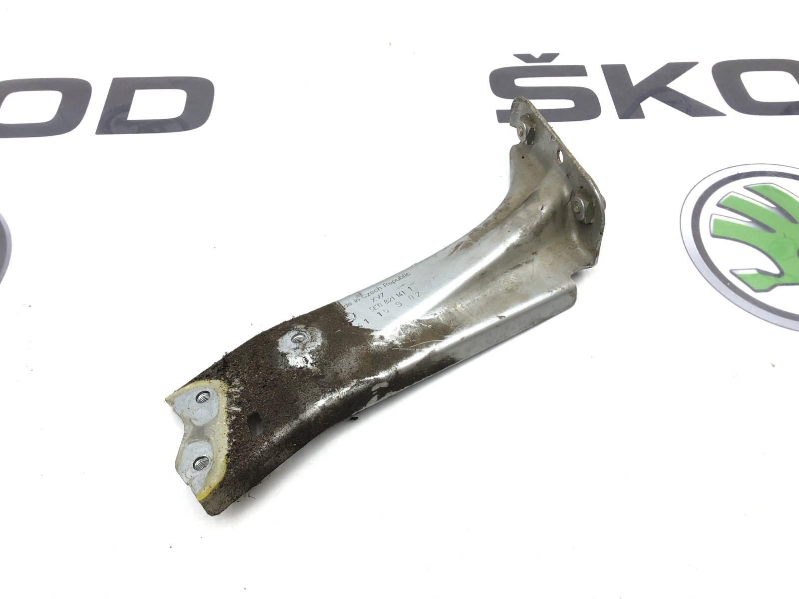 Кронштейн крыла, 500 рублей, Москва