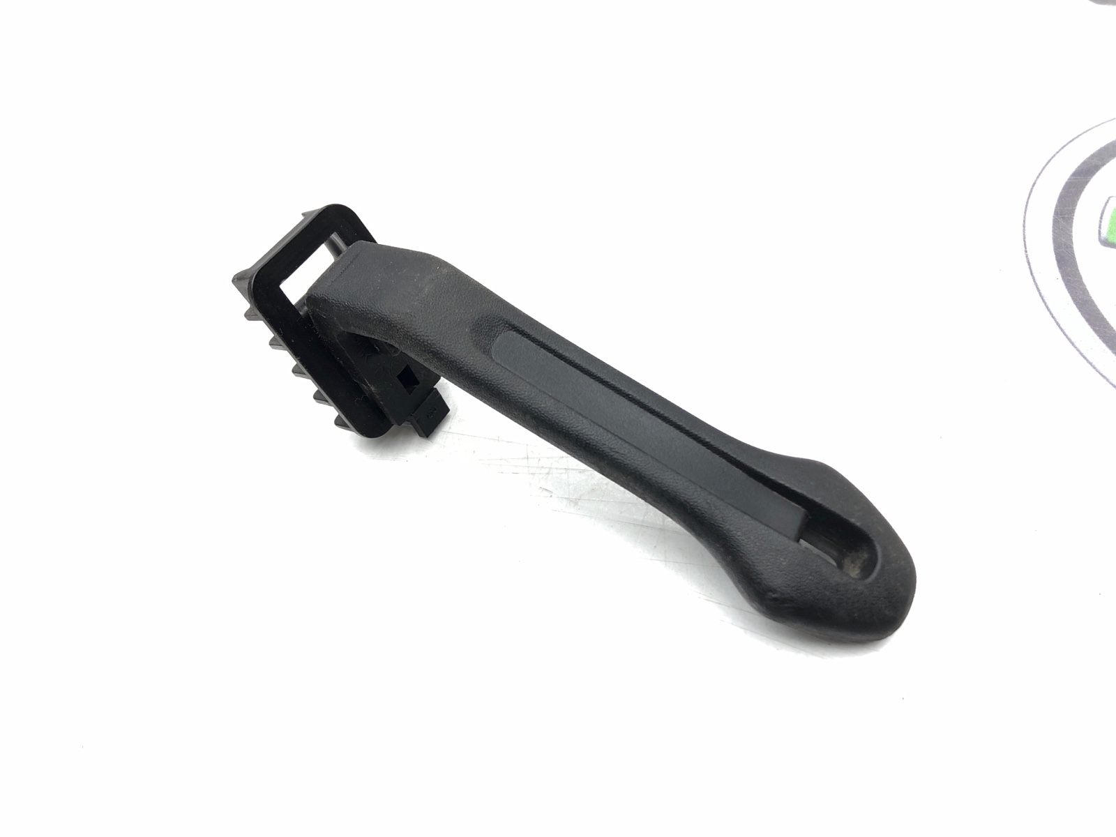 Ручка закрывания багажника внутренняя, 1500 рублей, Москва