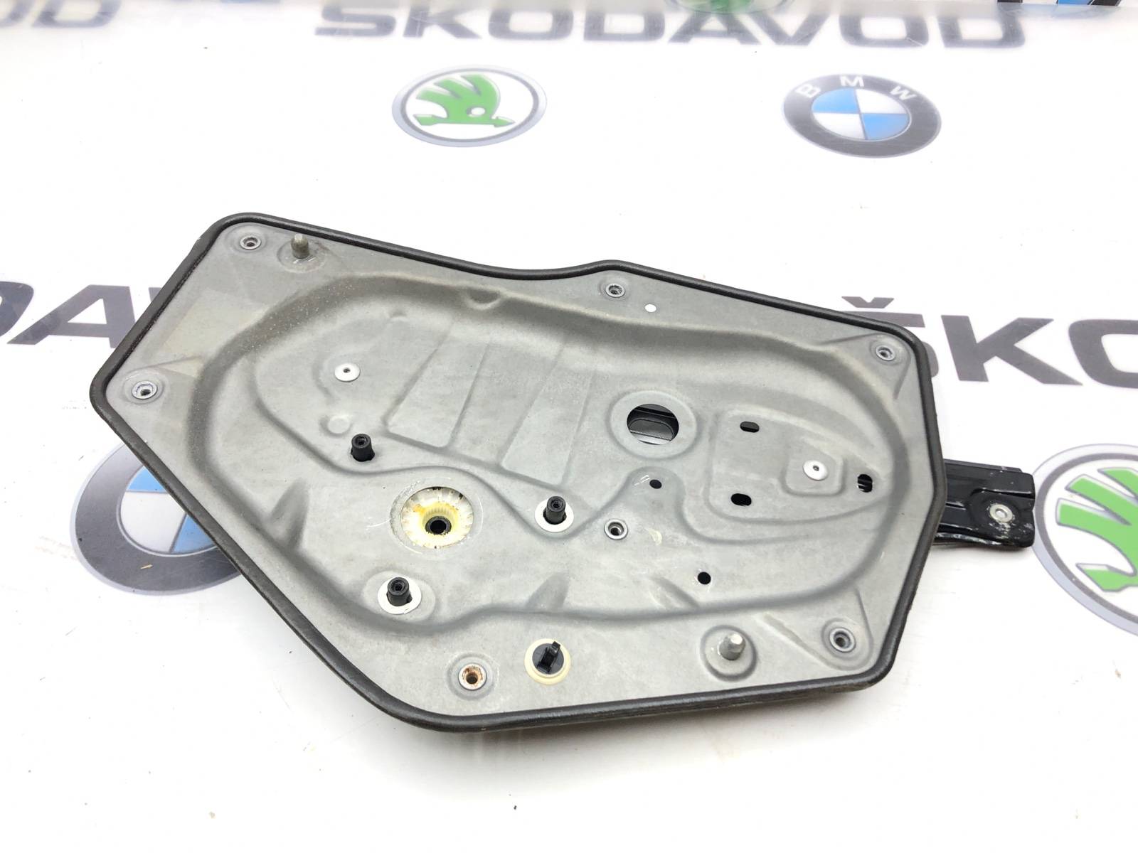 Щит стеклоподъёмника, 1000 рублей, Москва