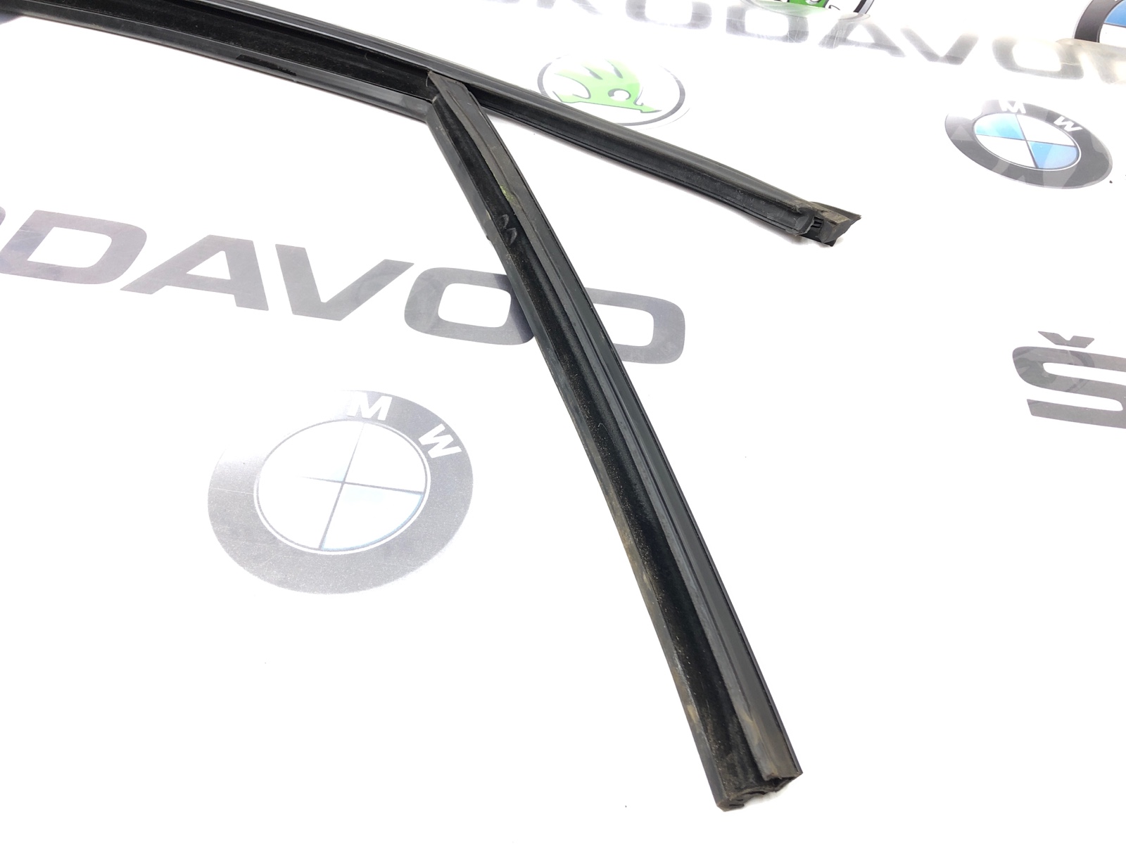 Уплотнитель стекла, 1000 рублей, Москва