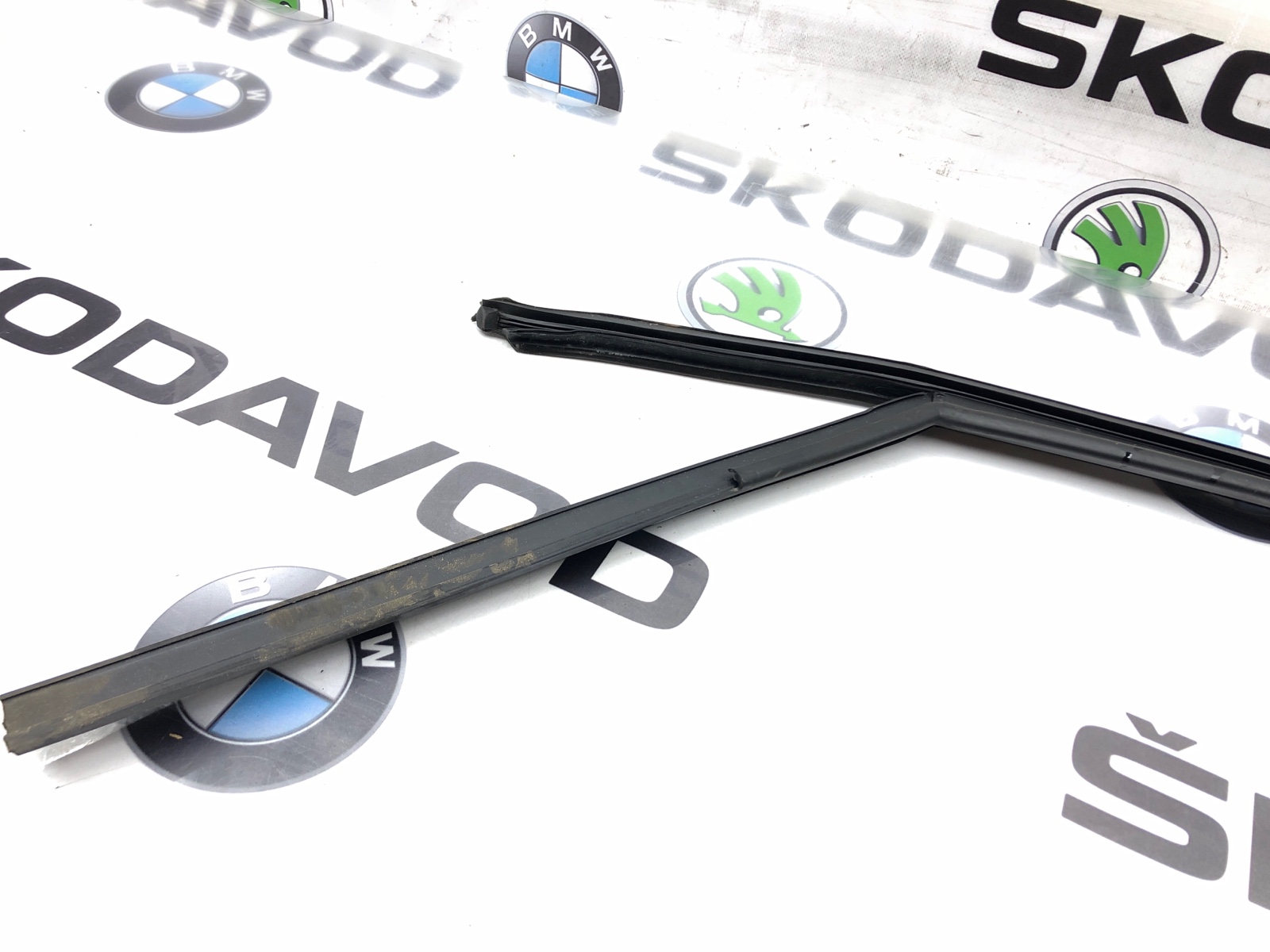 Уплотнитель стекла, 1000 рублей, Москва