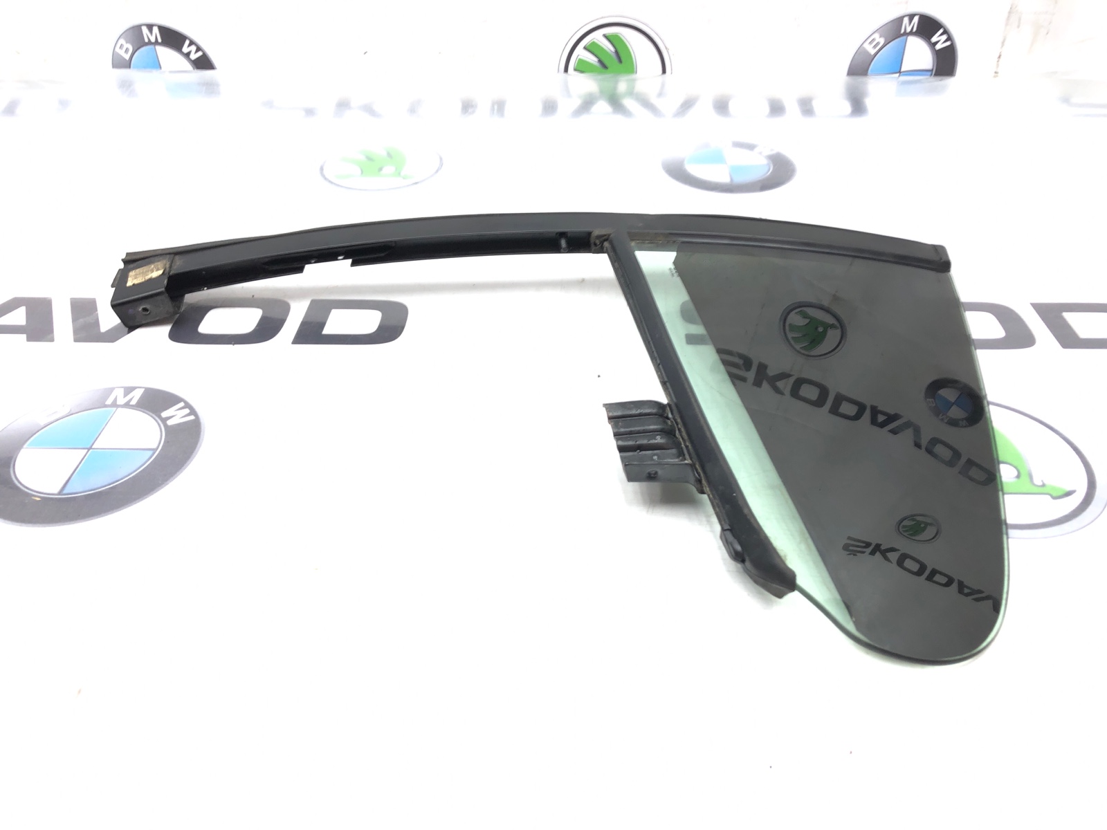 форточка двери, 1000 рублей, Москва