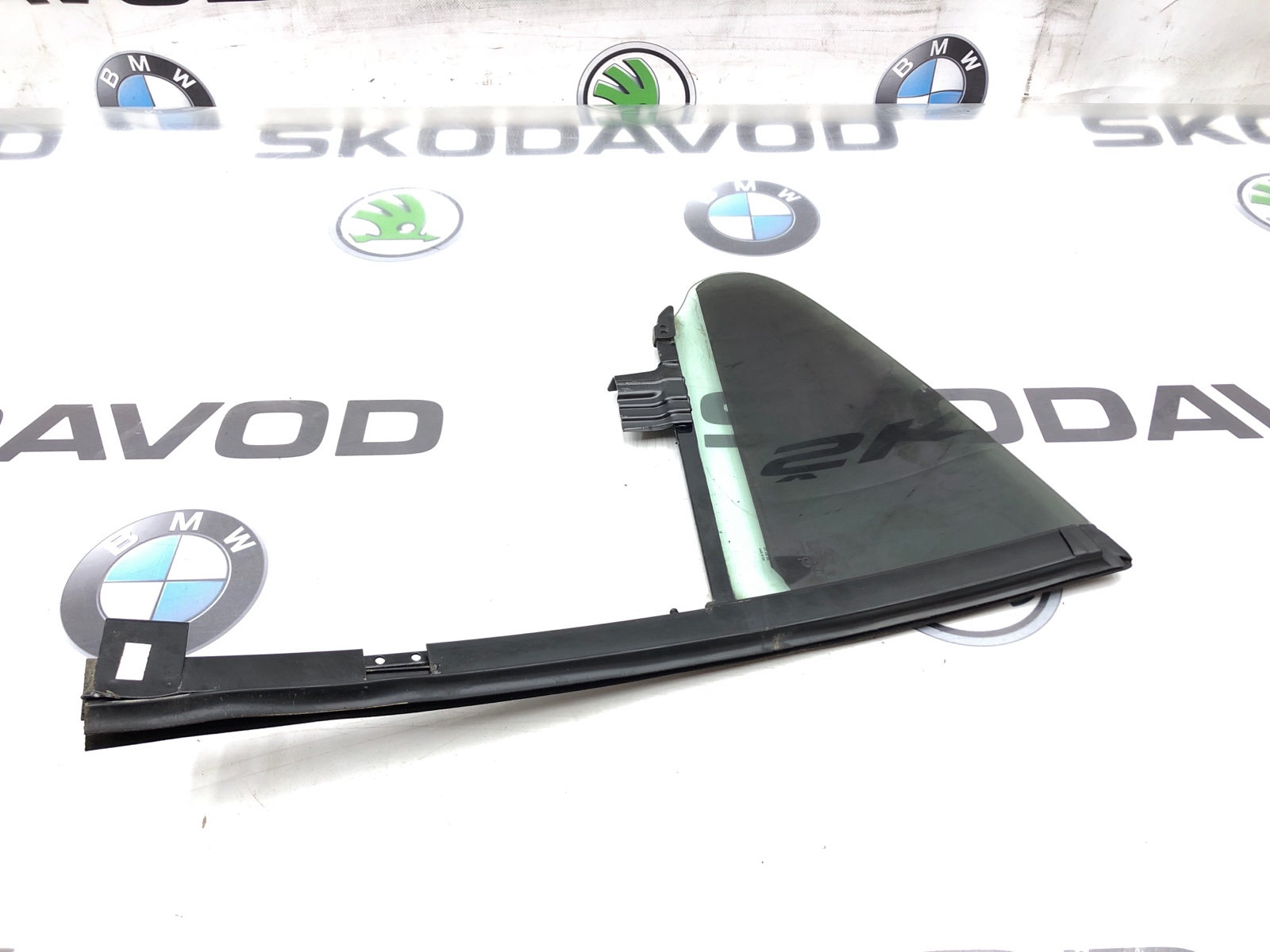 форточка двери, 1000 рублей, Москва