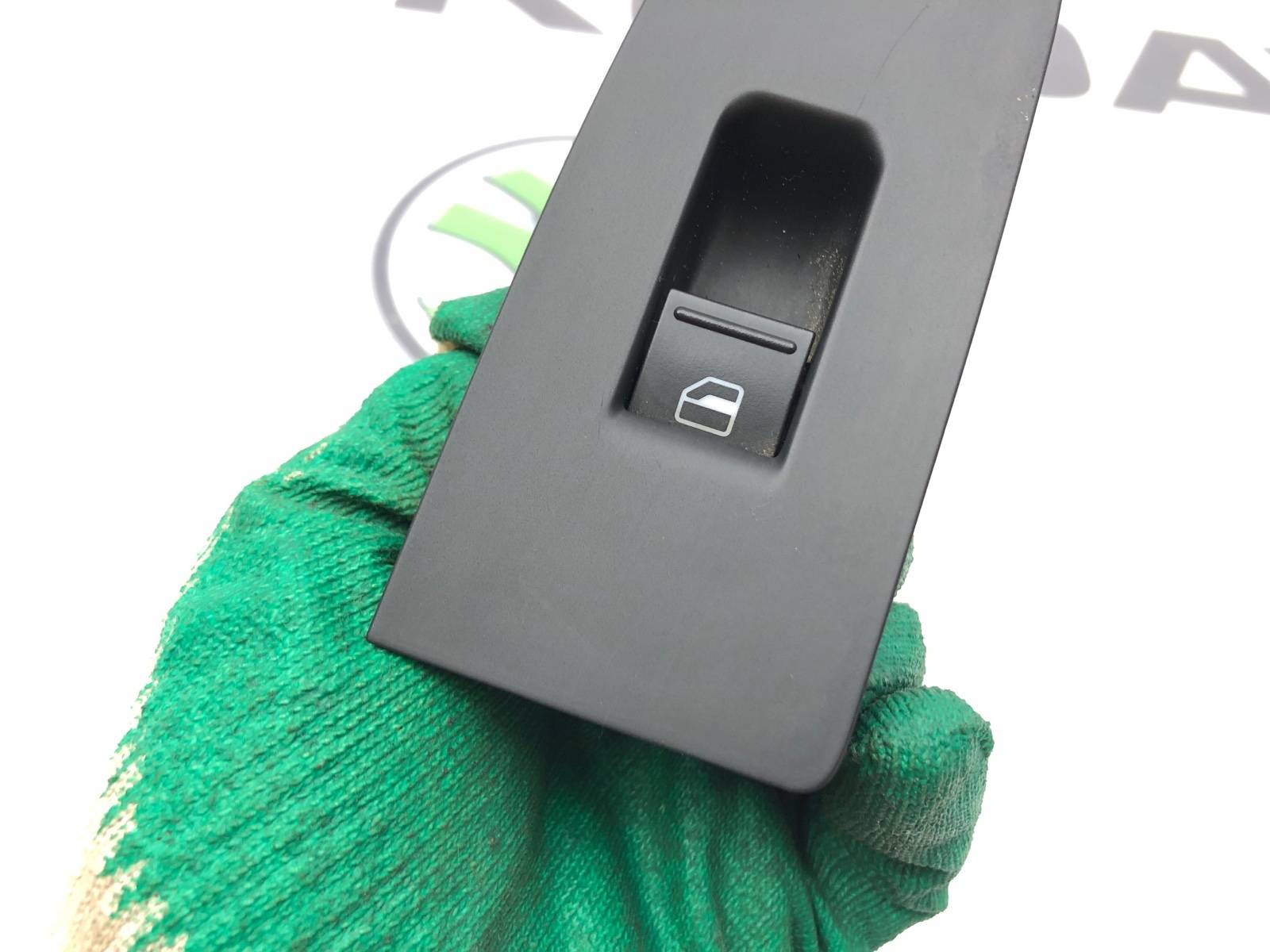 кнопка стеклоподъемника, 500 рублей, Москва