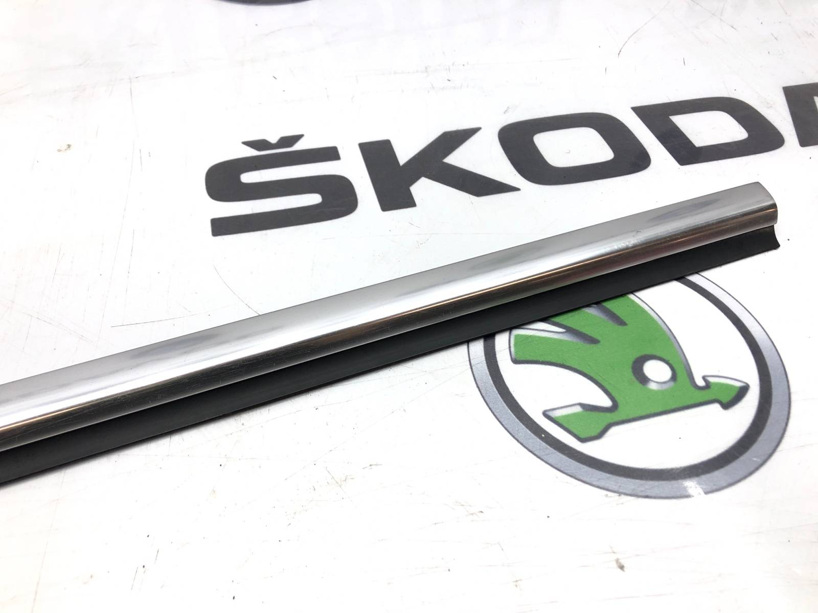 молдинг стекла, 1000 рублей, Москва