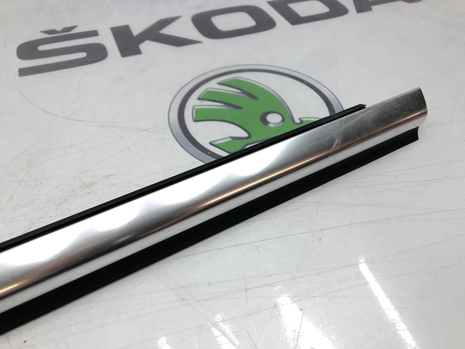 молдинг стекла, 1000 рублей, Москва