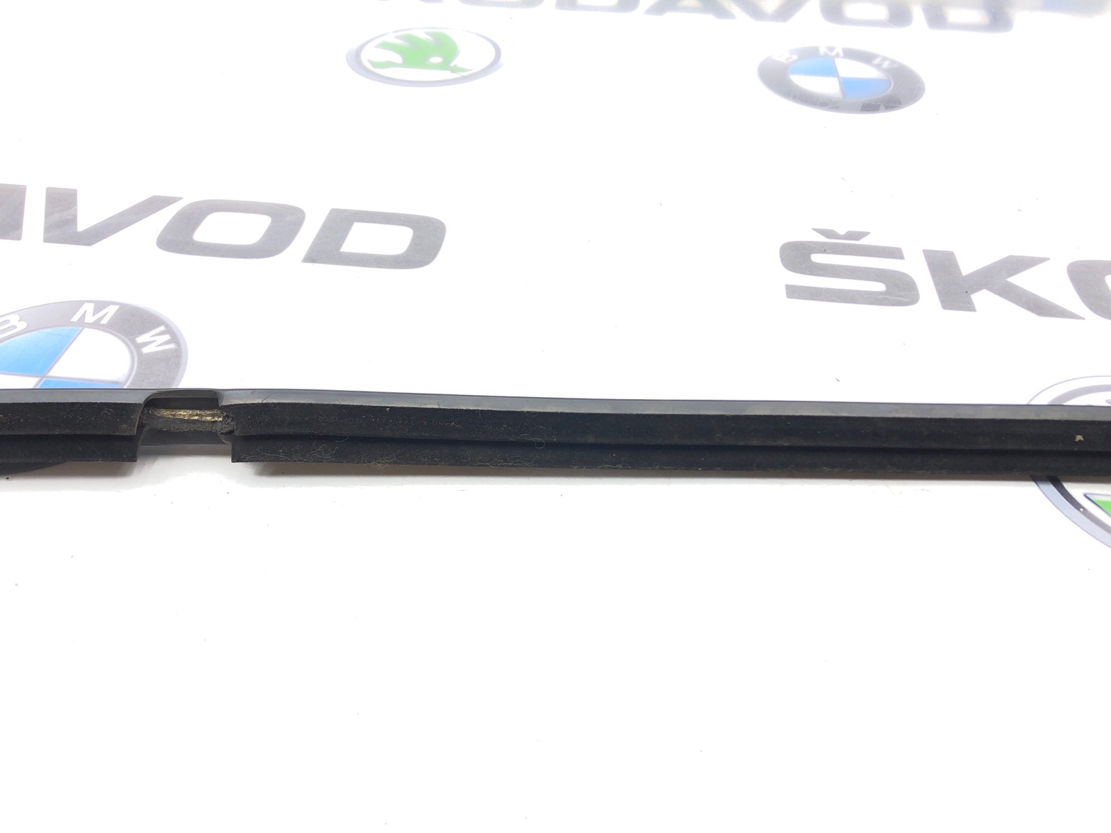 Уплотнитель стекла, 1000 рублей, Москва