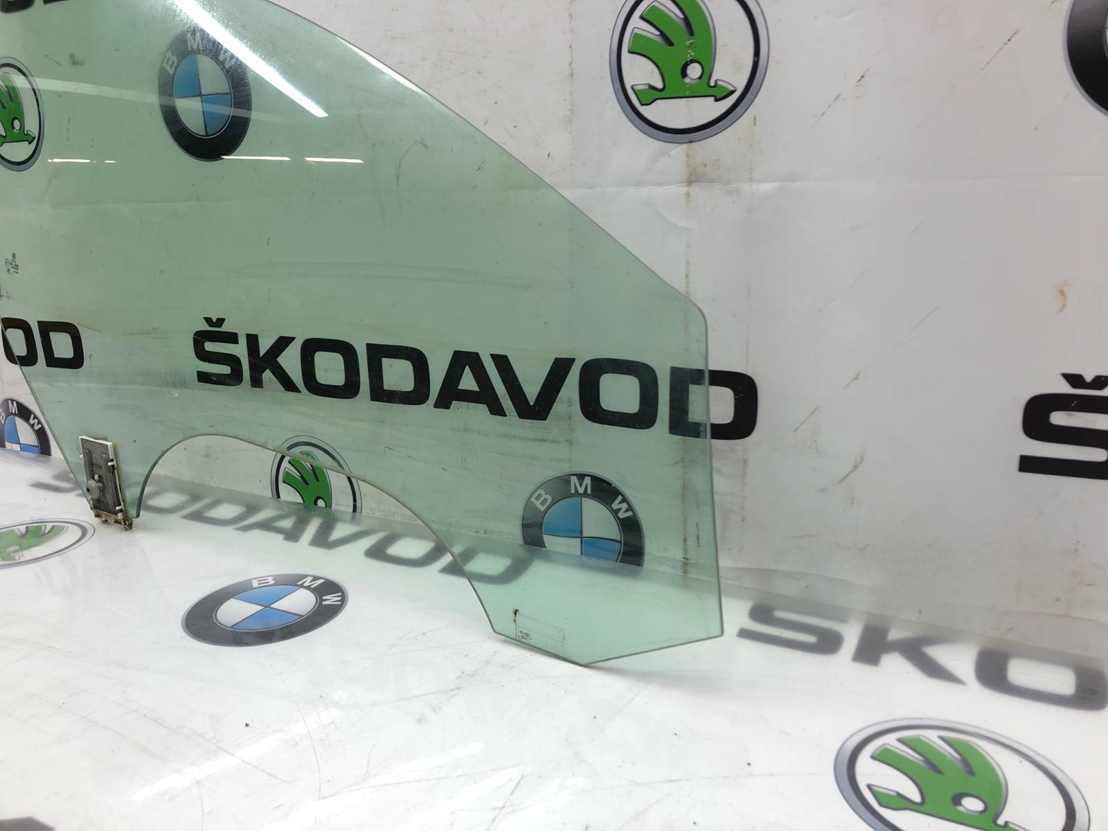 Стекло двери, 2000 рублей, Москва