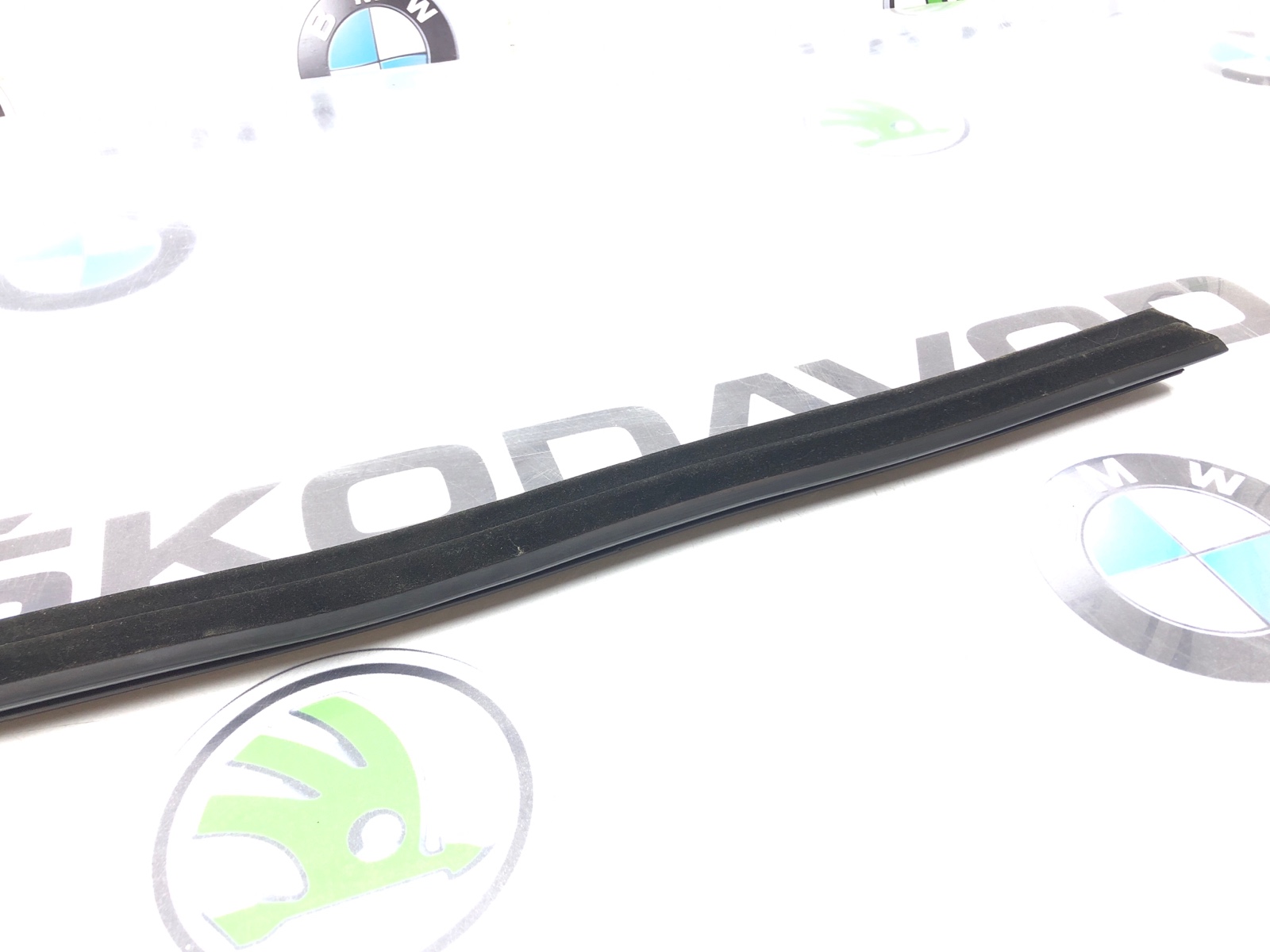 Уплотнитель стекла, 1000 рублей, Москва