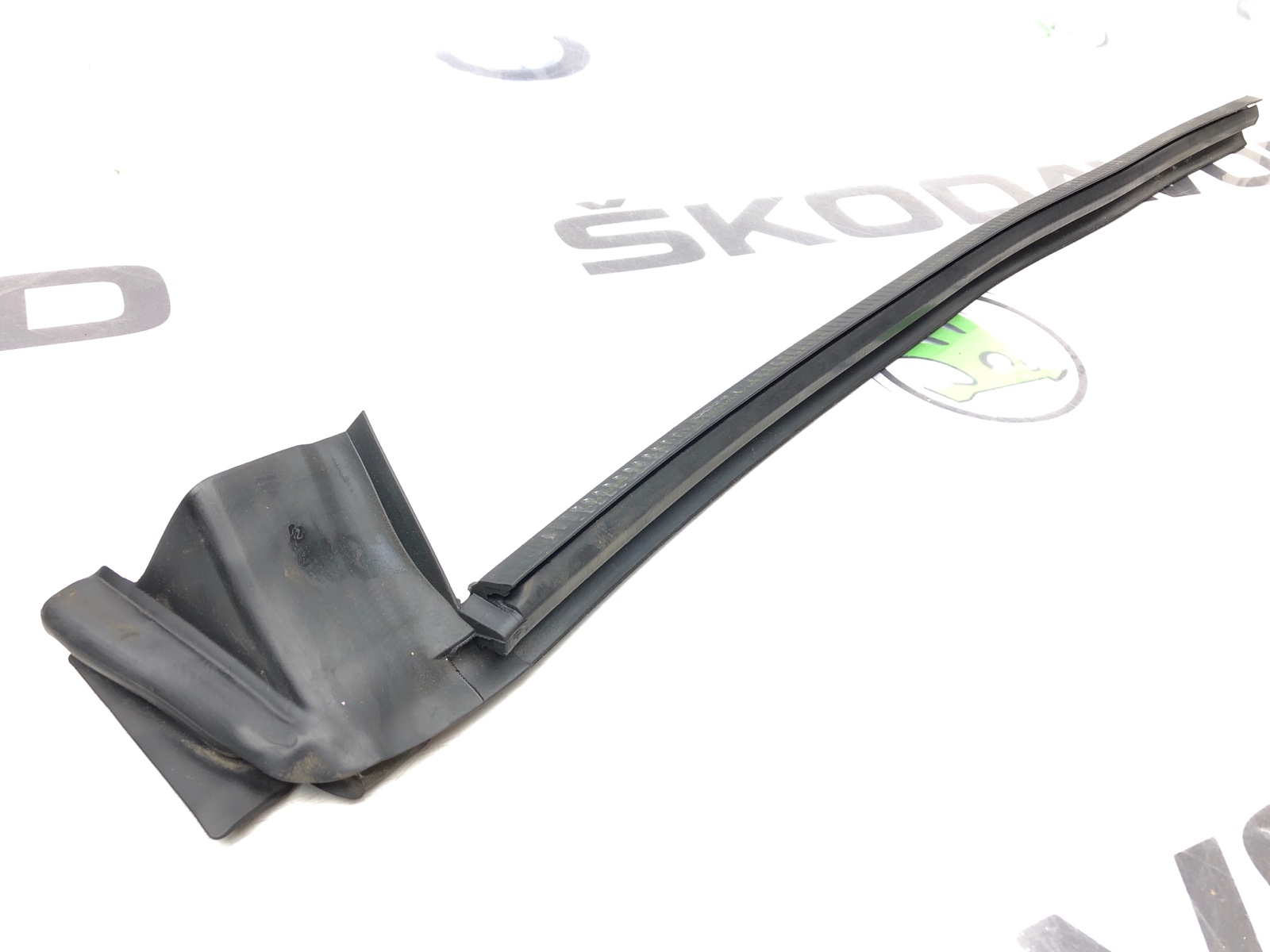 Уплотнитель стекла, 1000 рублей, Москва