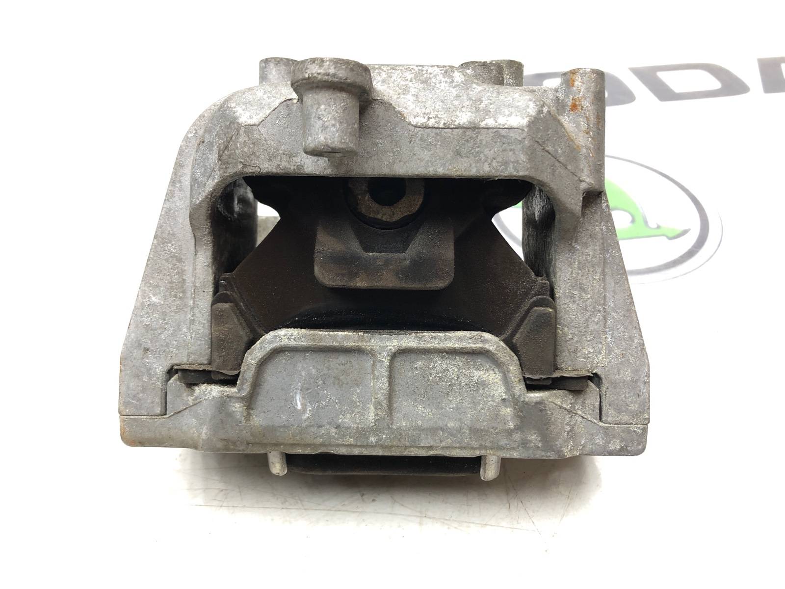 Опора двигателя, 1000 рублей, Москва