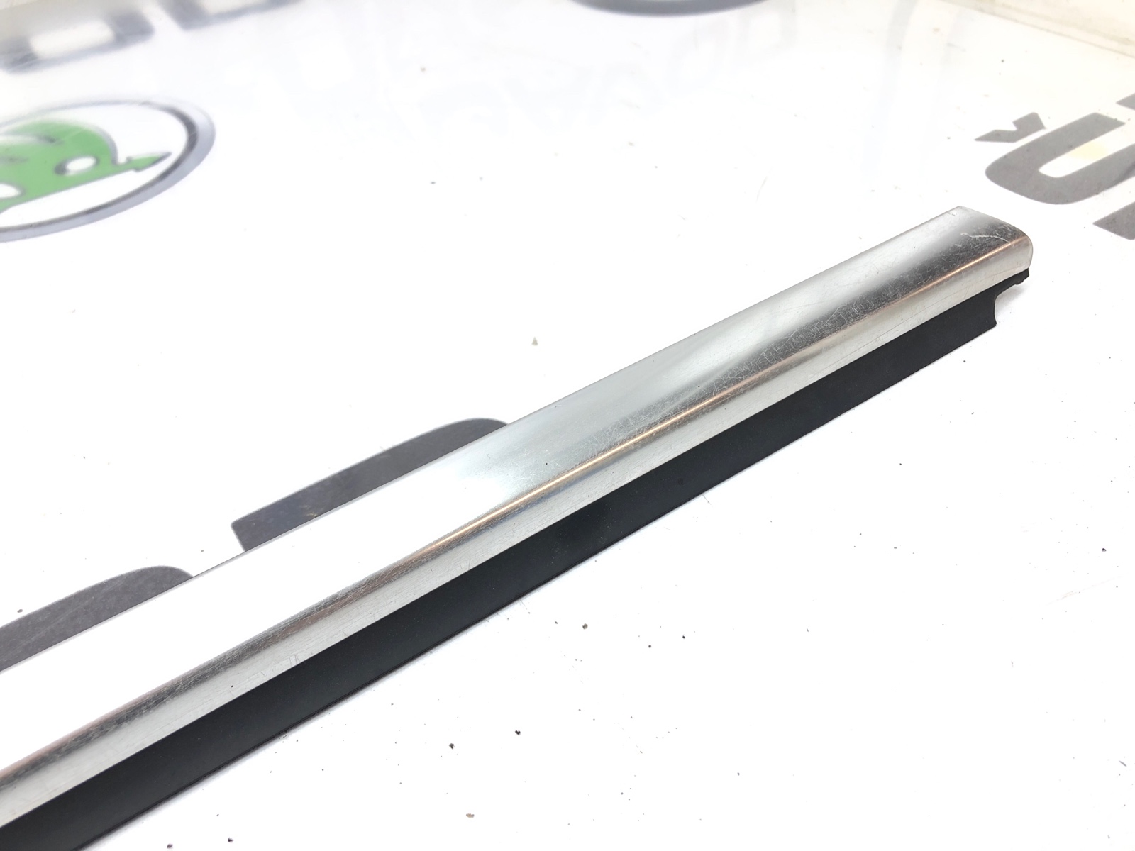 молдинг стекла, 1000 рублей, Москва