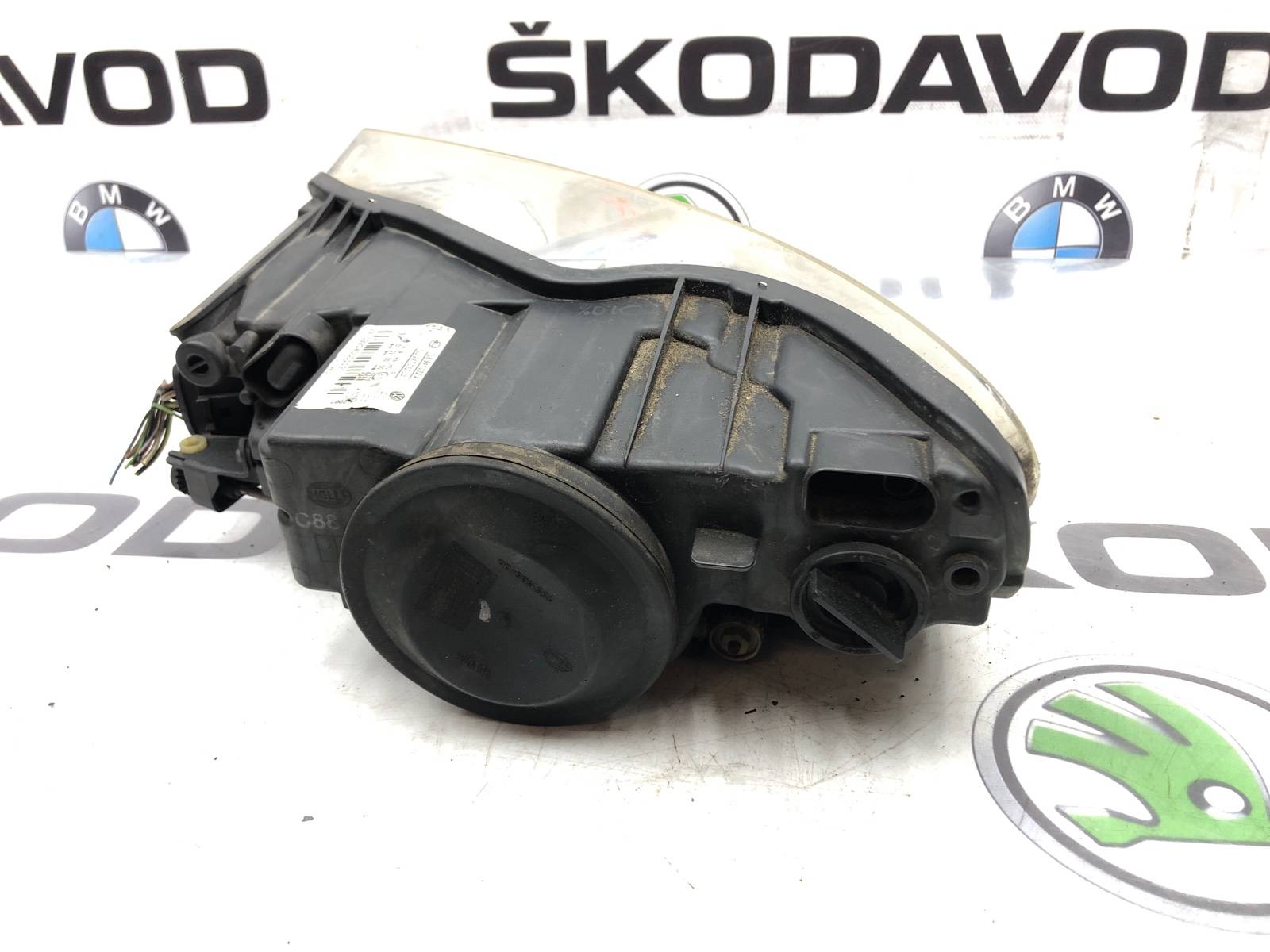 фара, 8000 рублей, Москва