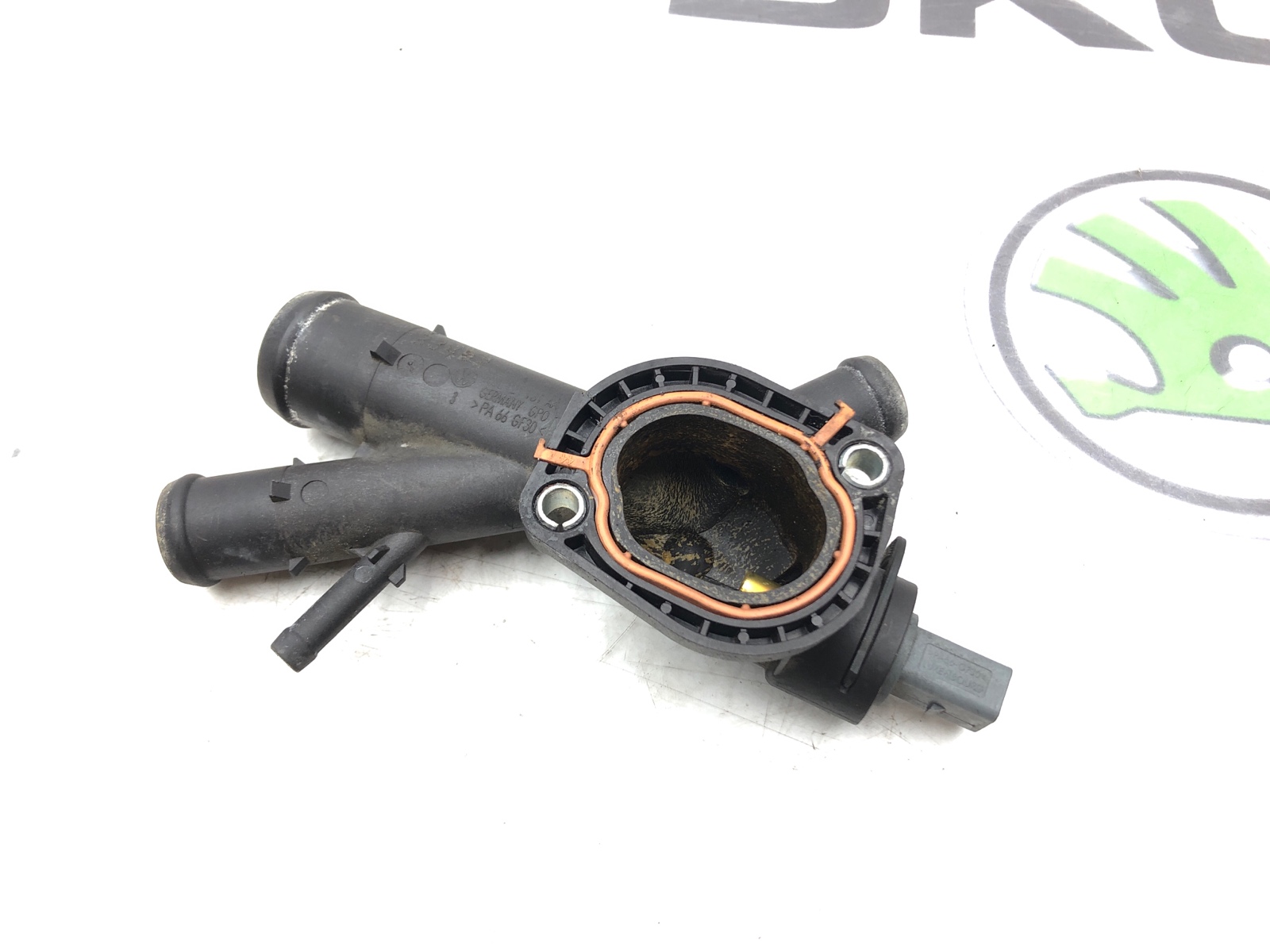 Фланец системы охлаждения, 300 рублей, Москва