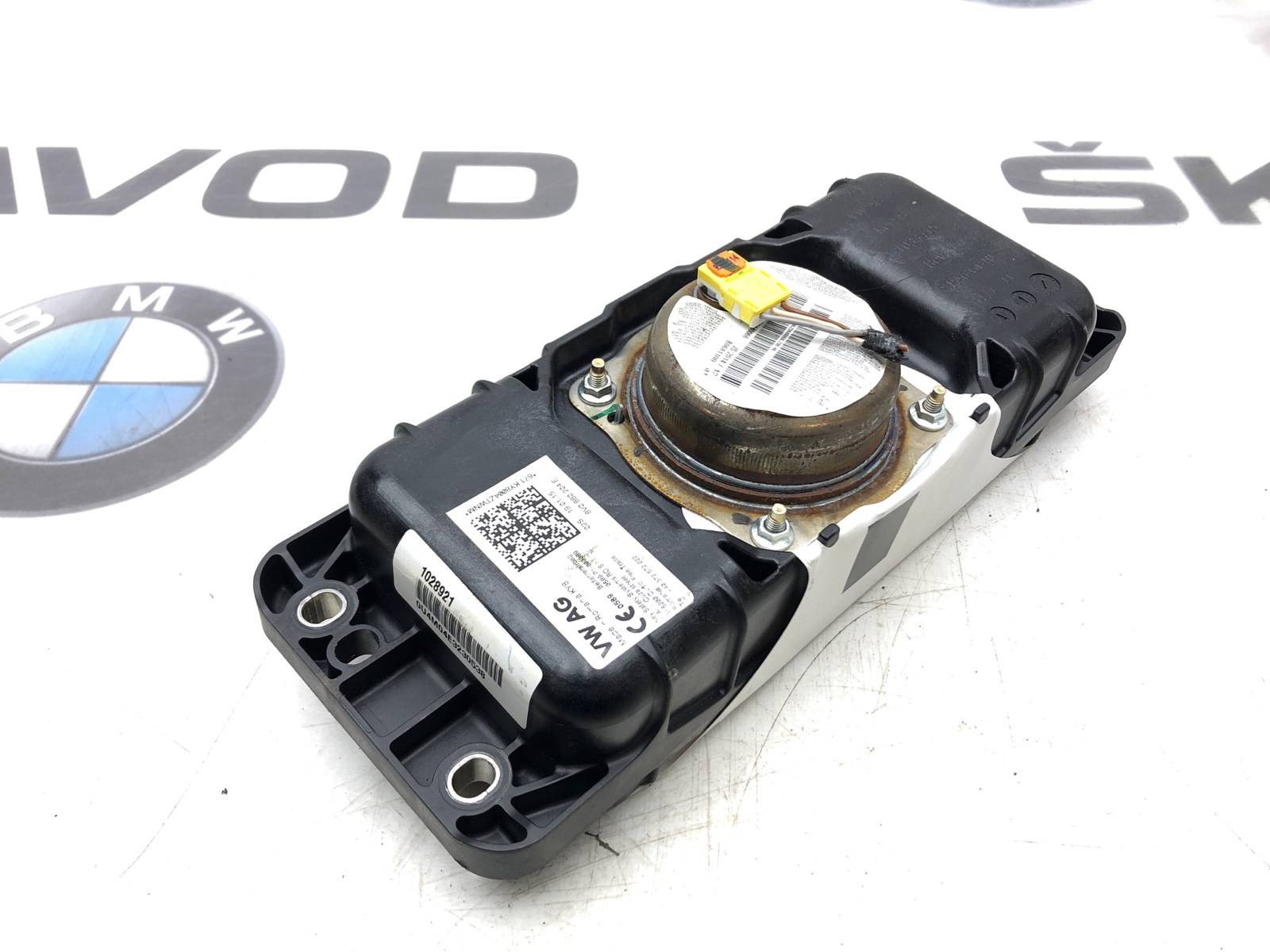 Подушка безопасности пассажира, 8000 рублей, Москва