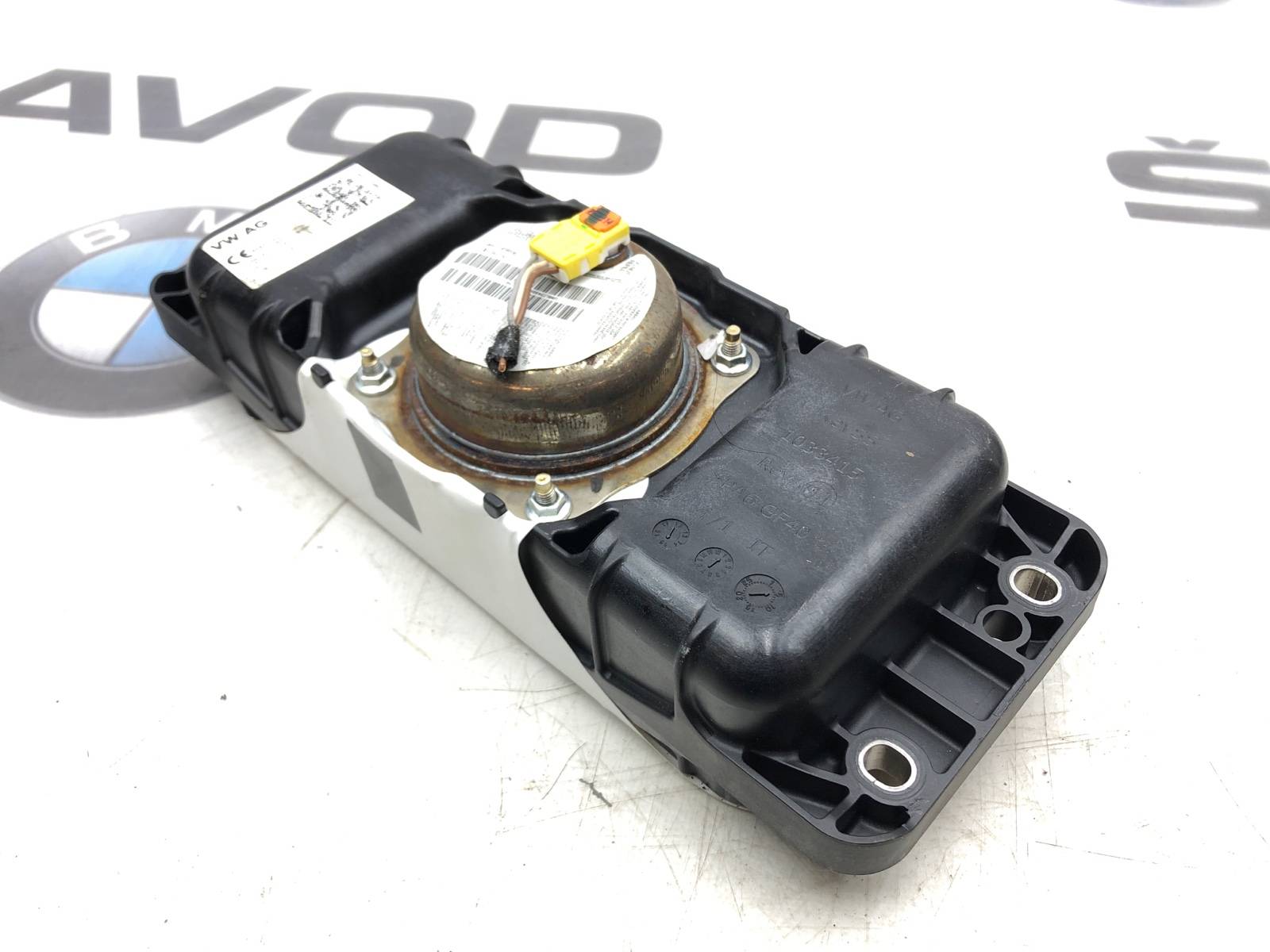 Подушка безопасности пассажира, 8000 рублей, Москва