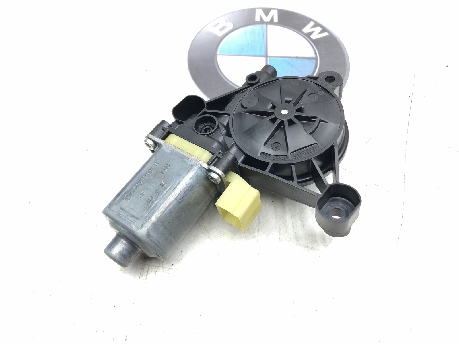 мотор стеклоподъемника, 500 рублей, Москва