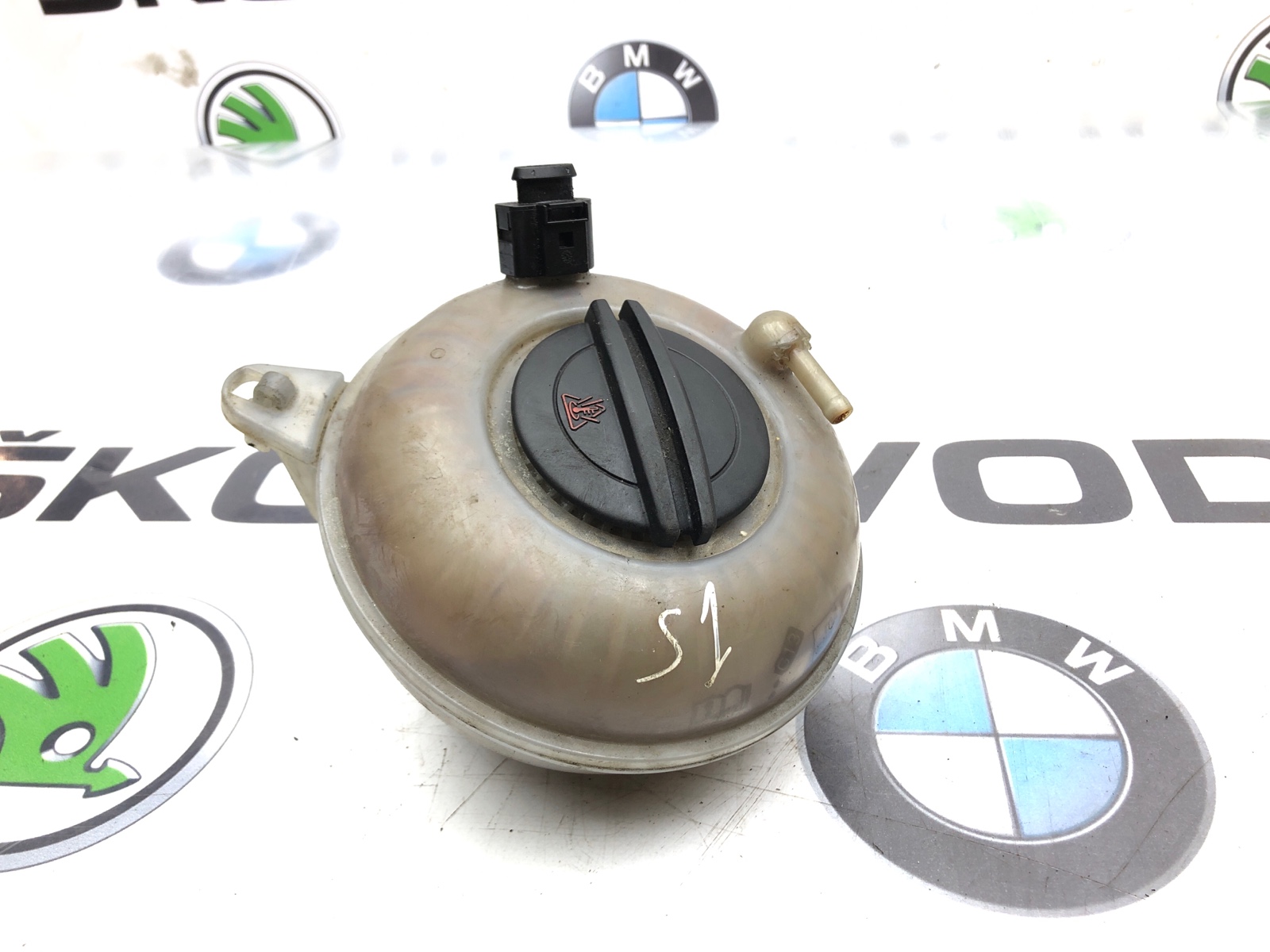 Расширительный бачок, 1200 рублей, Москва