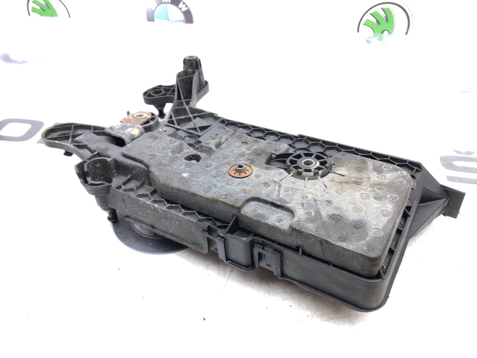 Площадка аккумулятора (АКБ), 1000 рублей, Москва