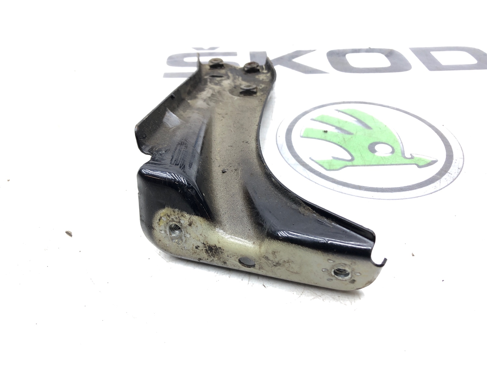 Кронштейн крыла, 500 рублей, Москва