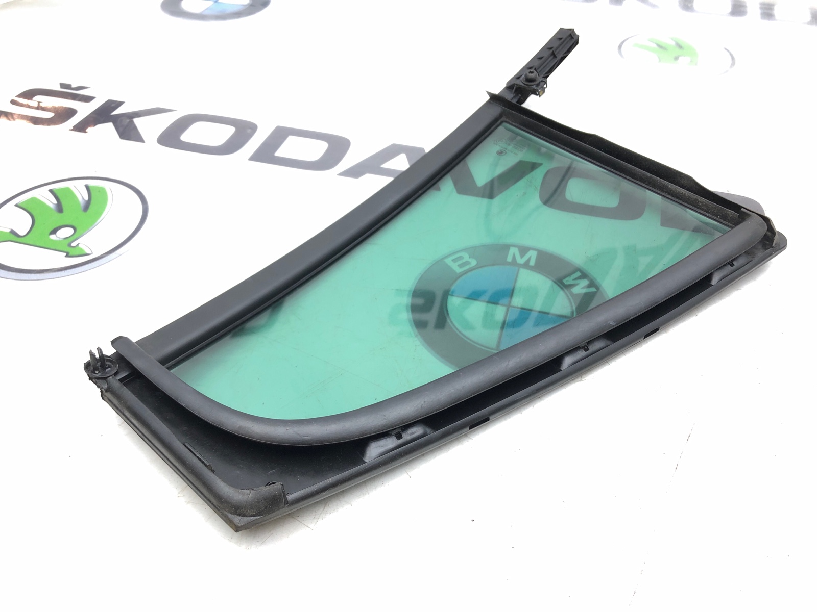 форточка двери, 2000 рублей, Москва