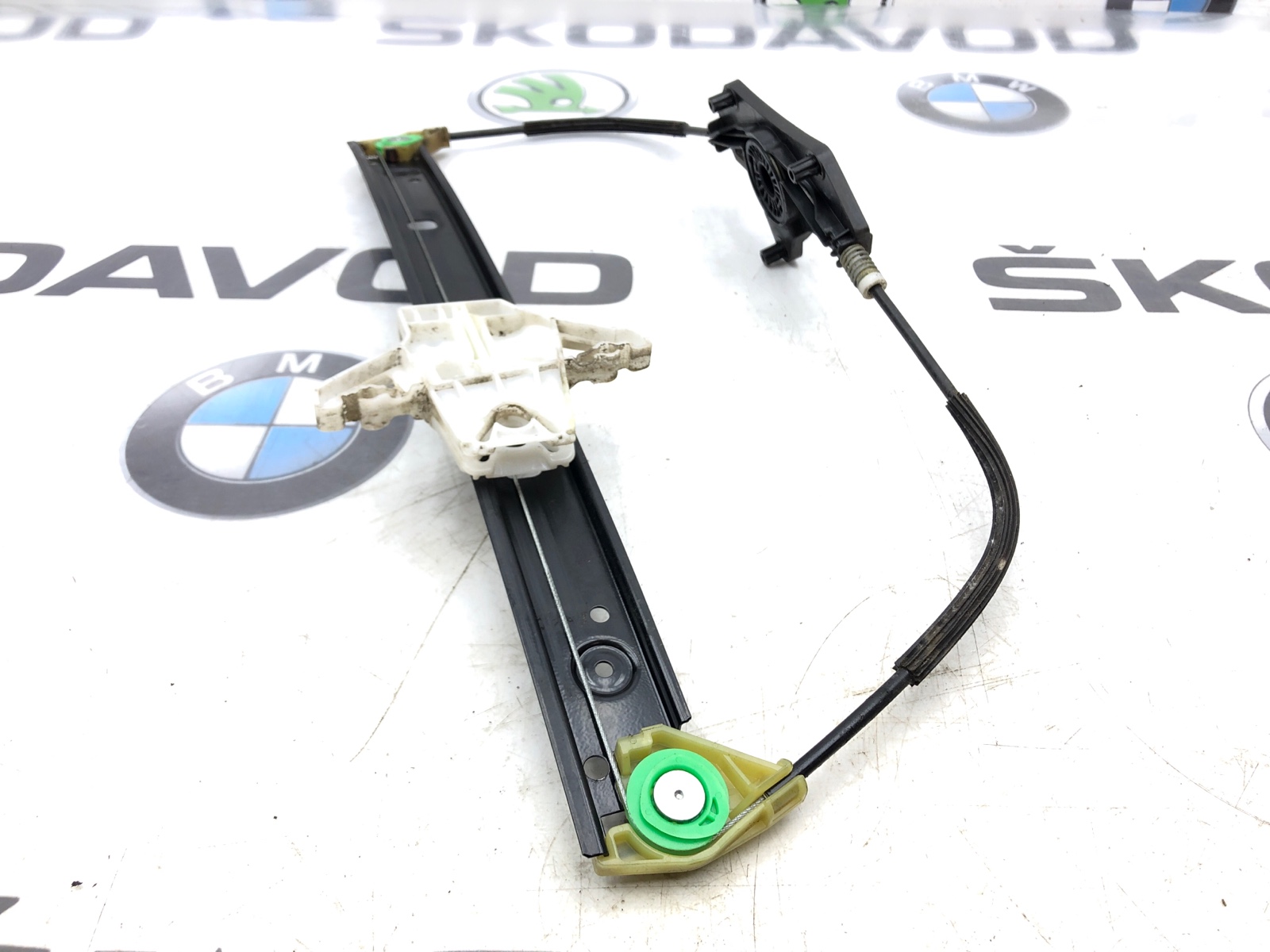 Стеклоподъемник, 500 рублей, Москва