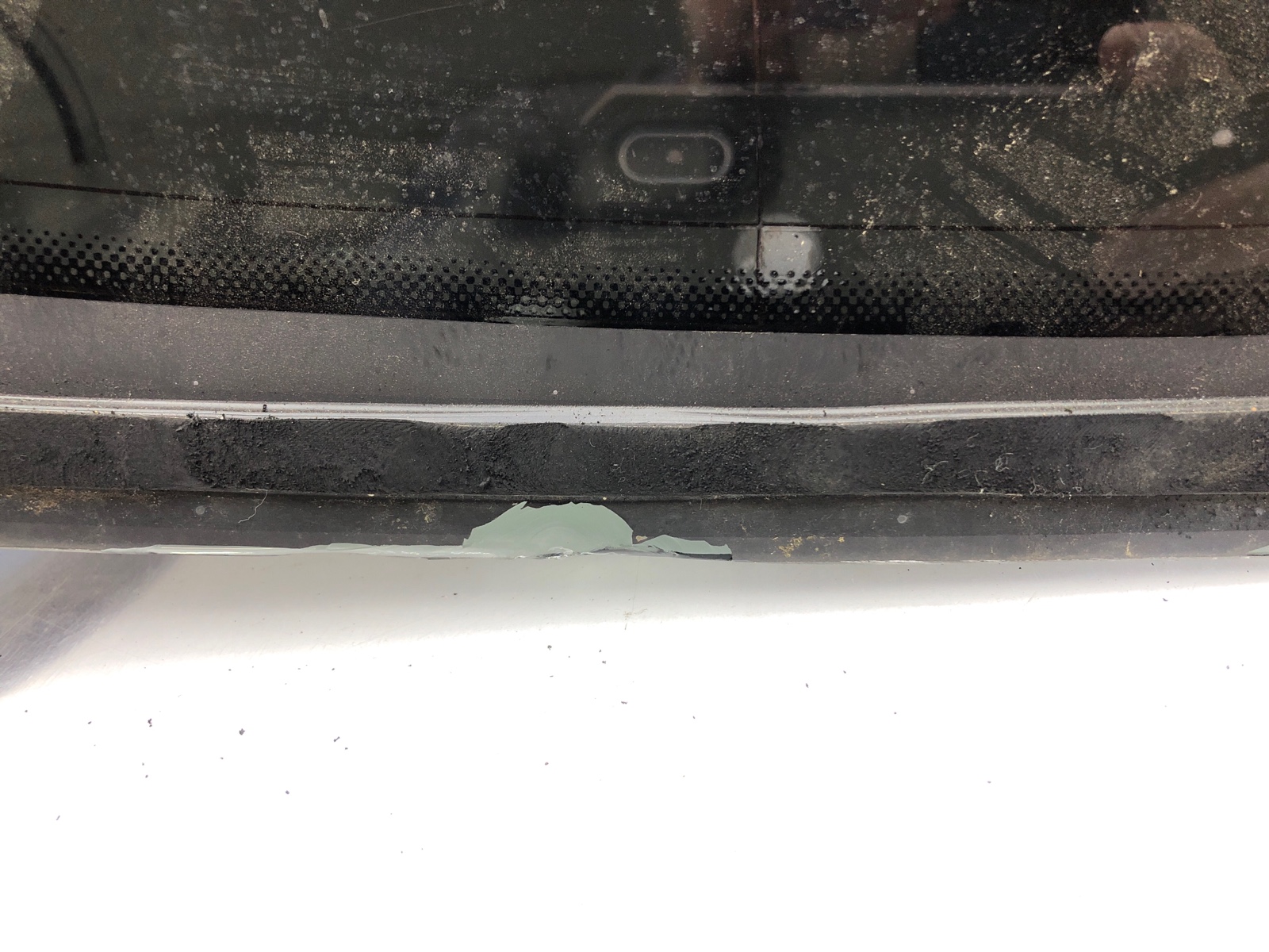 Стекло крышки багажника, 9000 рублей, Москва