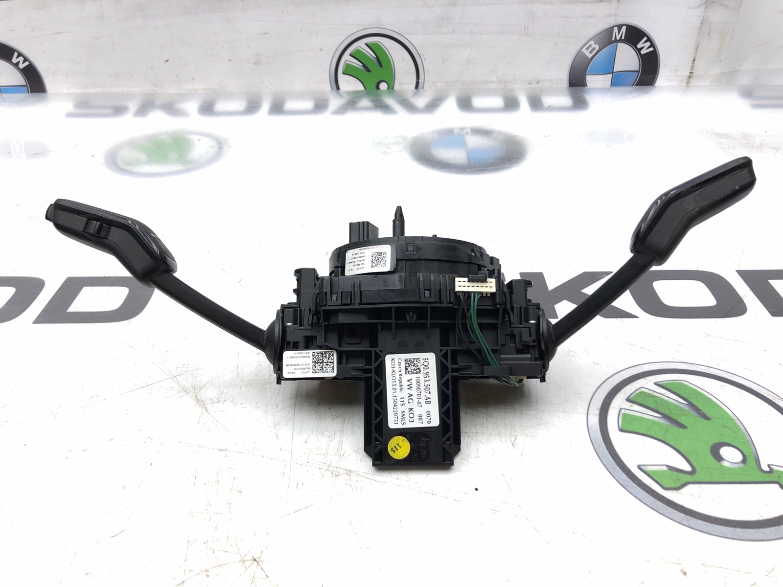 Подрулевой переключатель, 5000 рублей, Москва