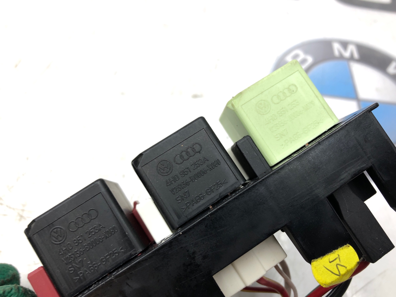 Блок реле, 1000 рублей, Москва