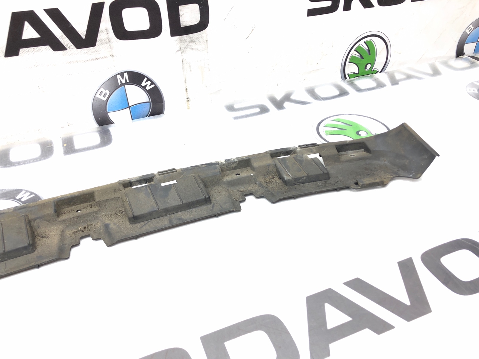 Направляющая бампера, 1000 рублей, Москва