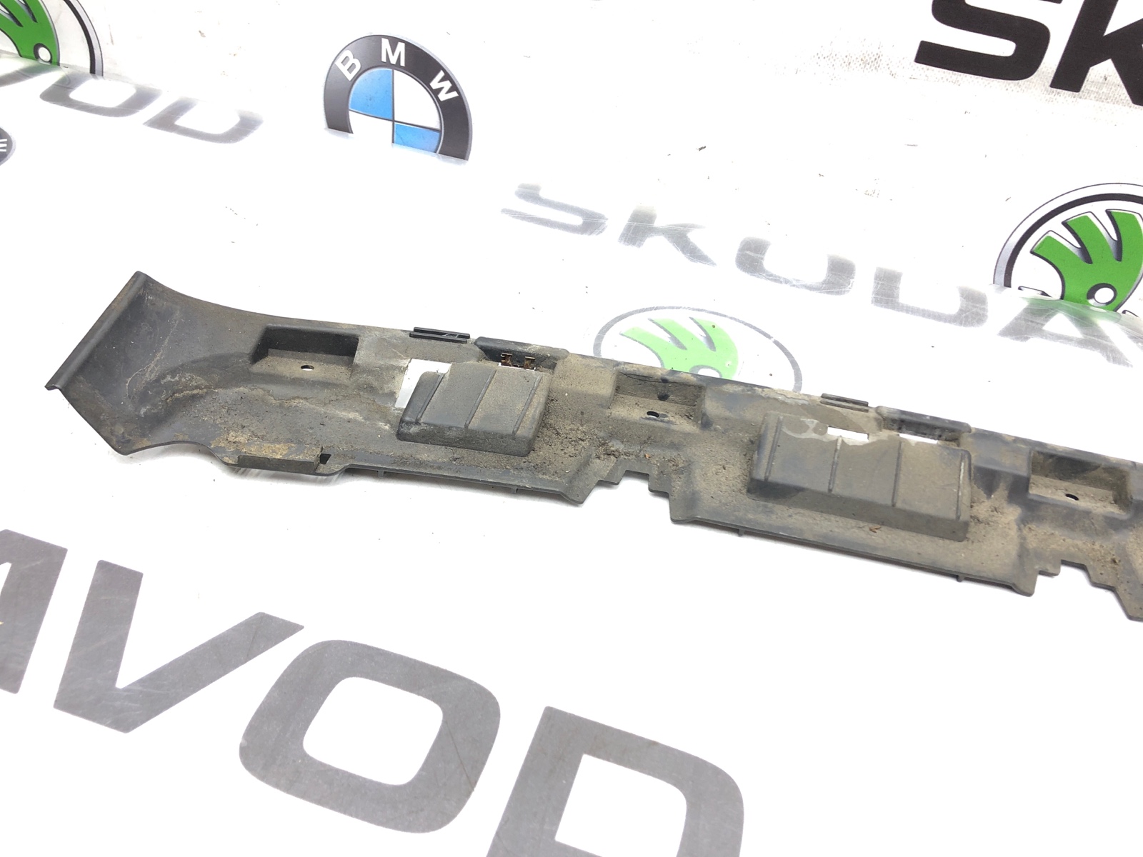 Направляющая бампера, 1000 рублей, Москва