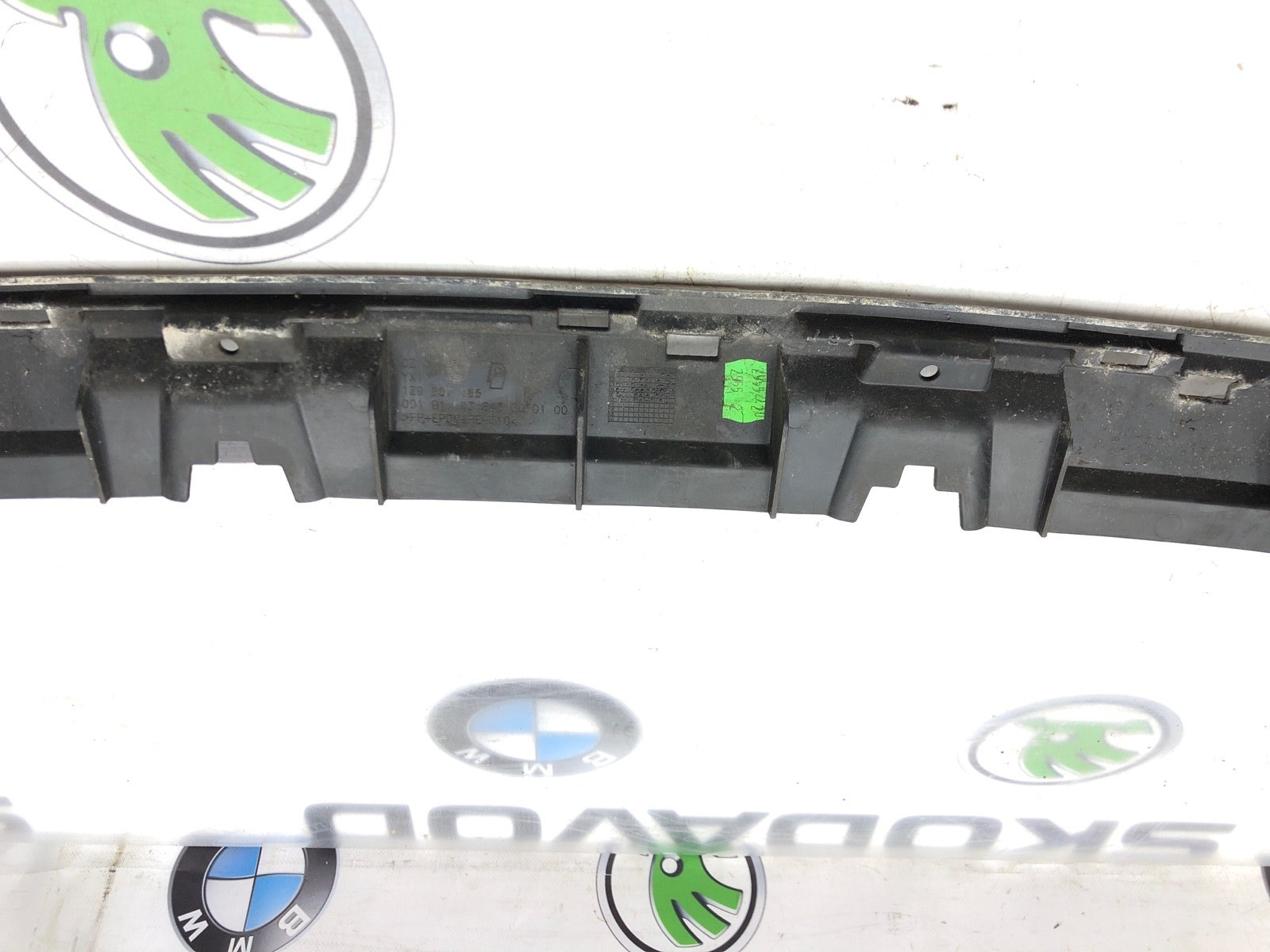 Направляющая бампера, 1000 рублей, Москва