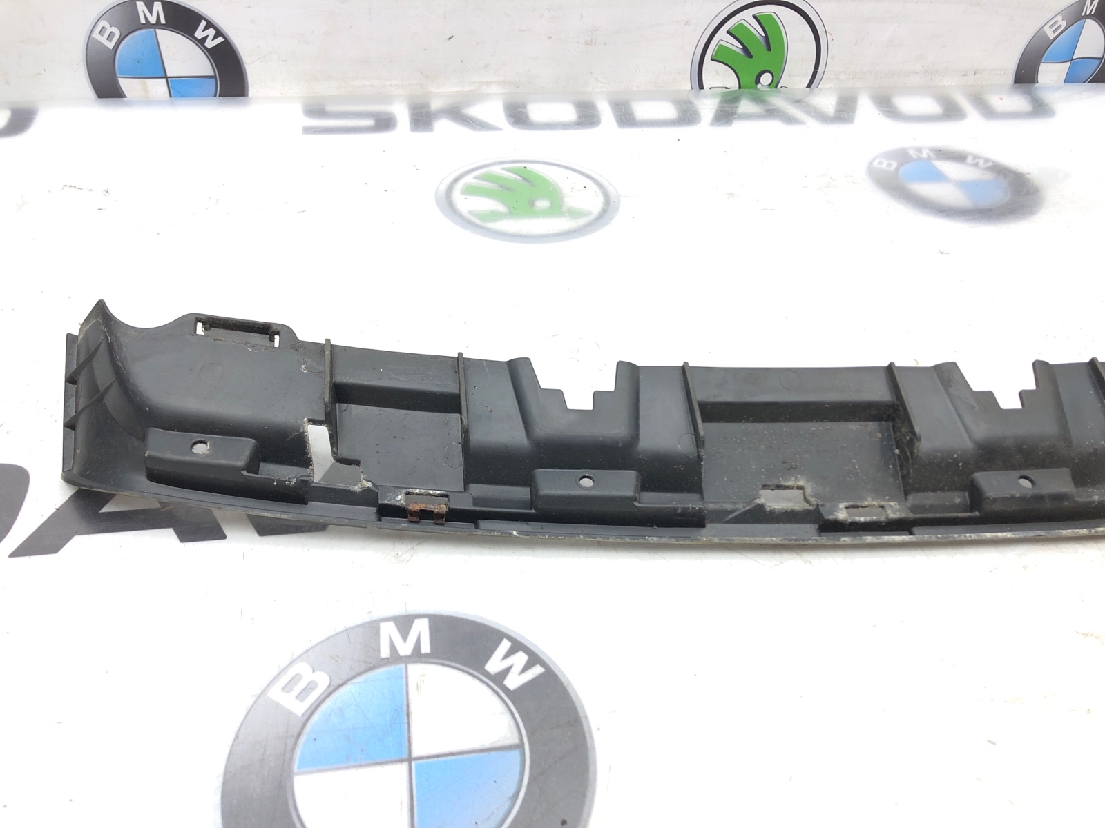 Направляющая бампера, 1000 рублей, Москва