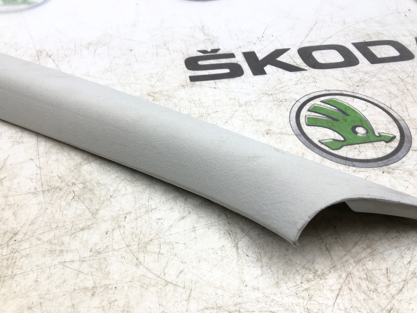 Накладка стойки, 1000 рублей, Москва