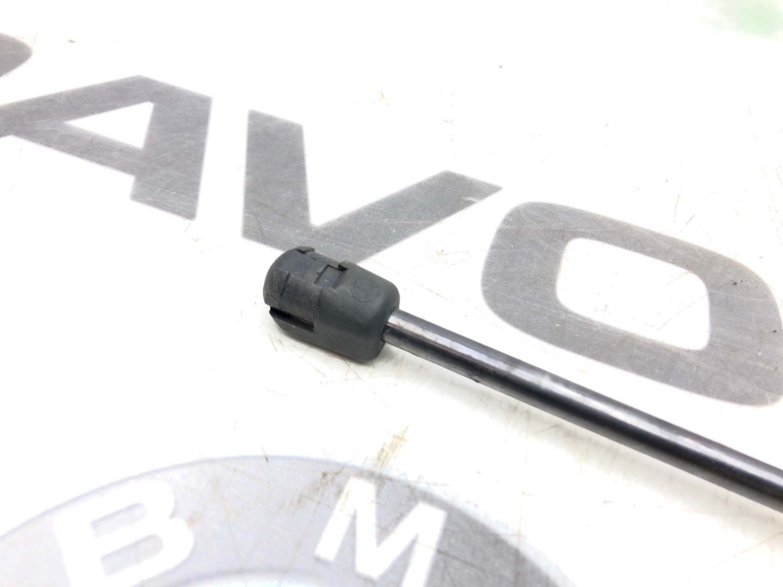 Амортизатор крышки багажника, 500 рублей, Москва