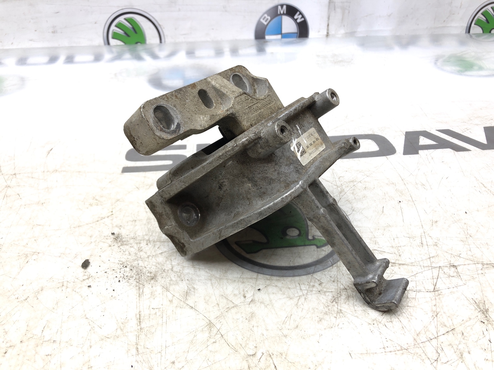 Опора двигателя, 2500 рублей, Москва